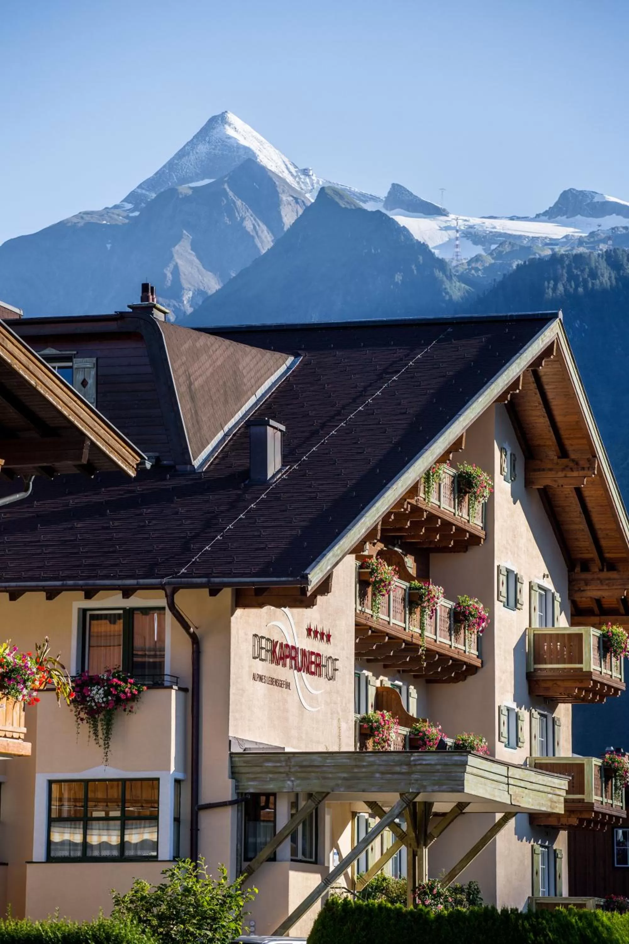 Property building in Hotel Kaprunerhof