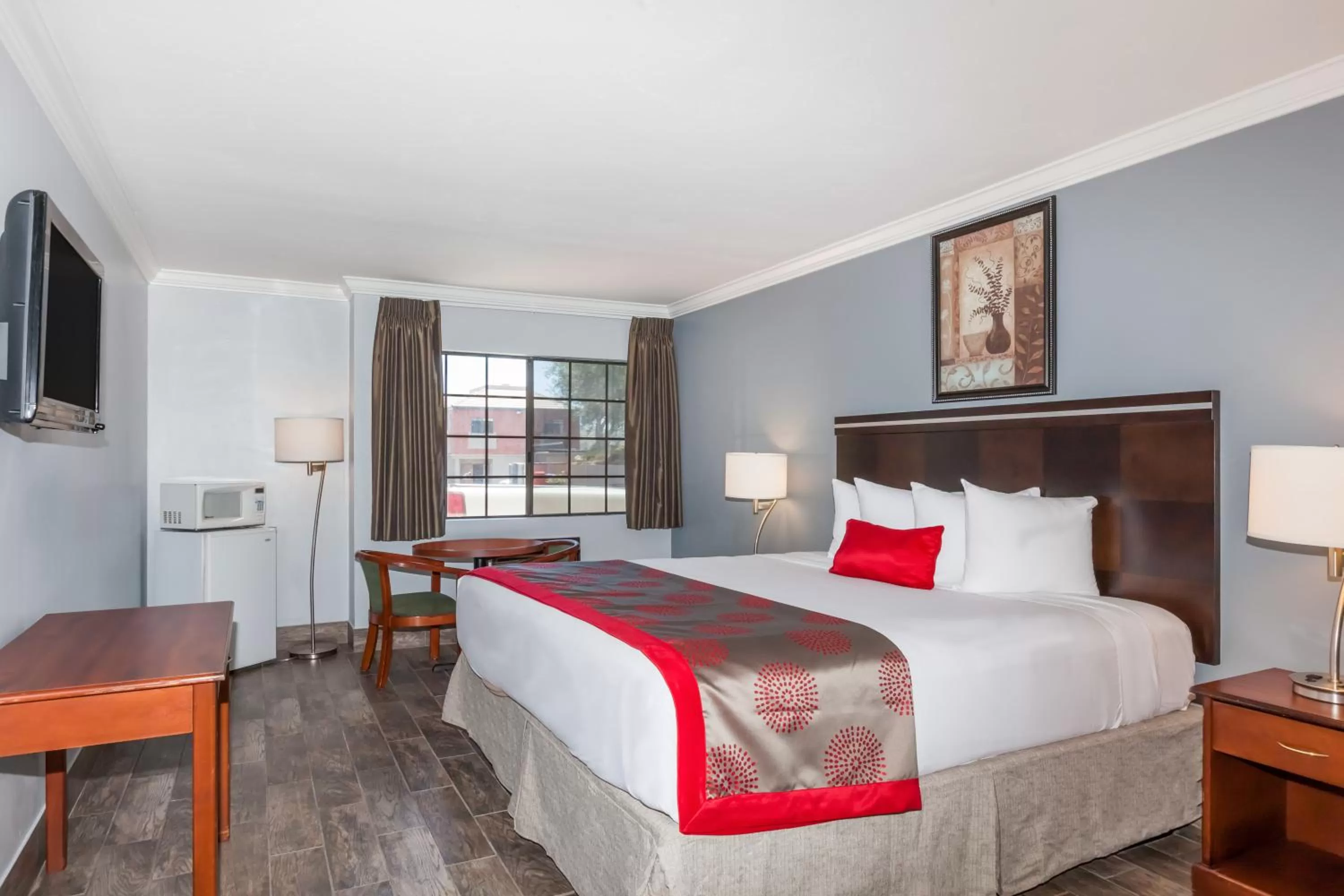 Bed in Ramada by Wyndham San Diego Poway Miramar