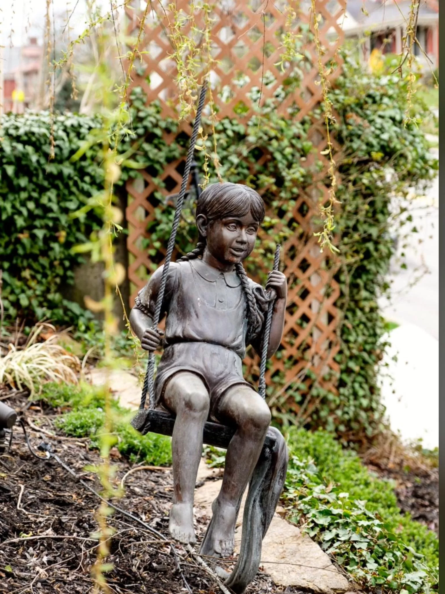 Garden, Children in Gaslight Bed & Breakfast