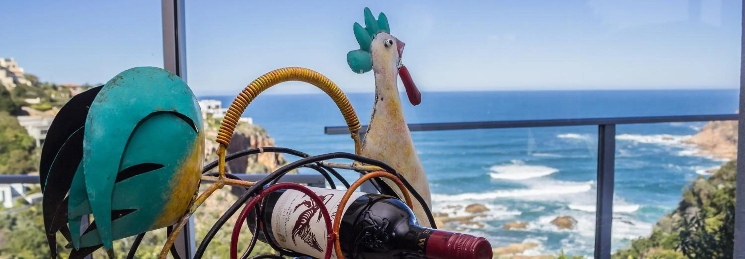 Lounge or bar in Headlands House Guest Lodge