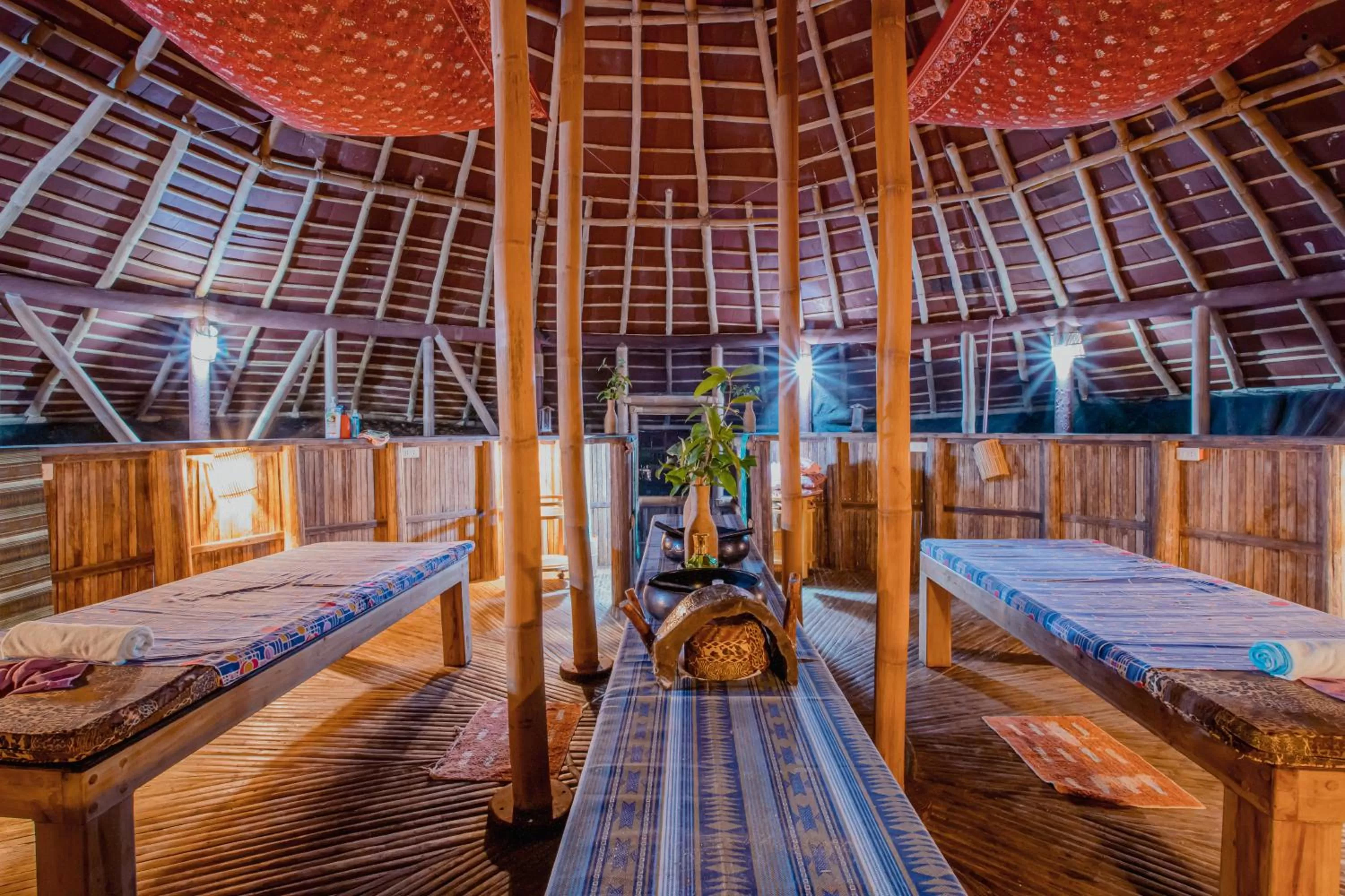 Massage, Bed in Atremaru Jungle Retreat