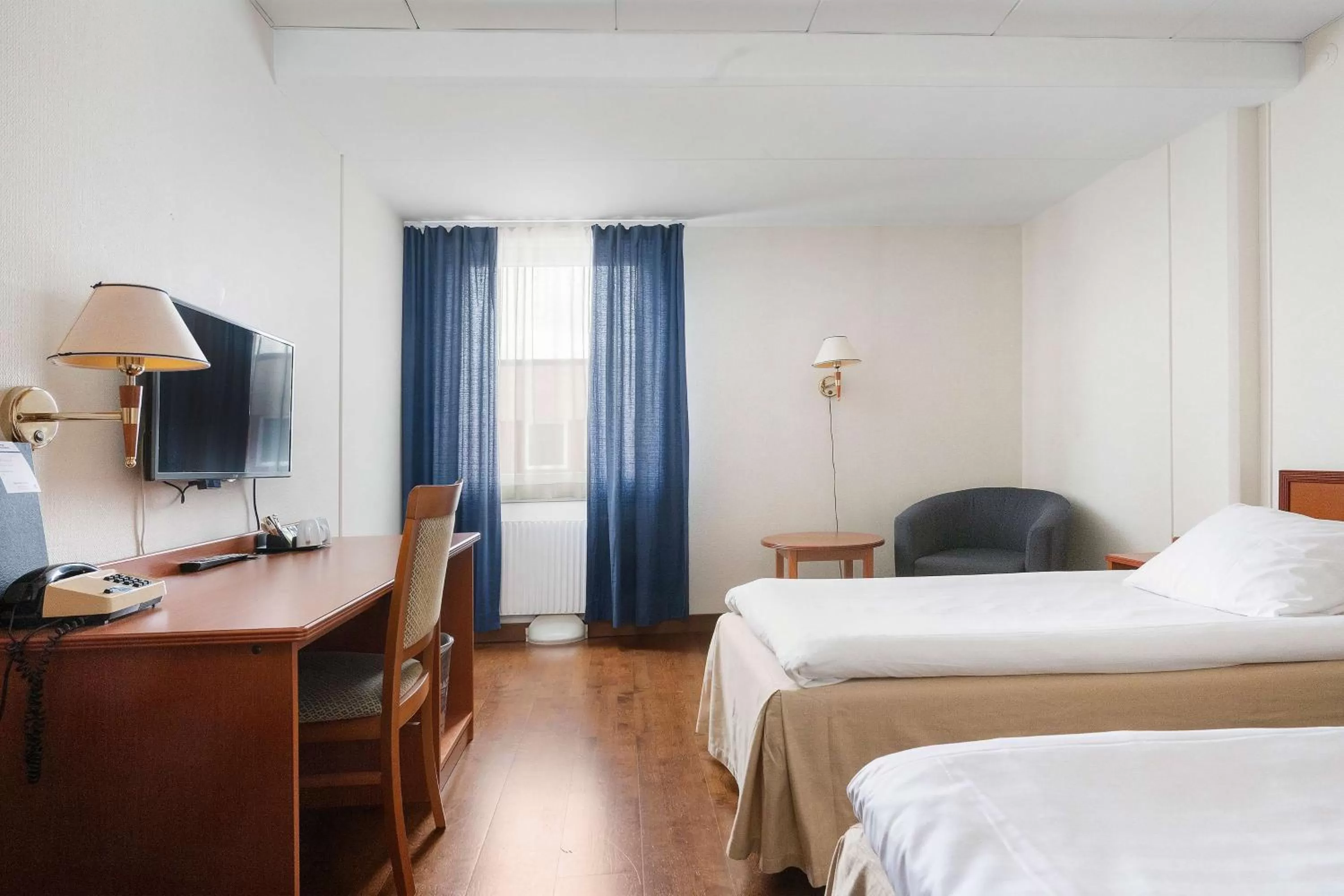 Bedroom, Bed in Best Western Nya Star Hotel