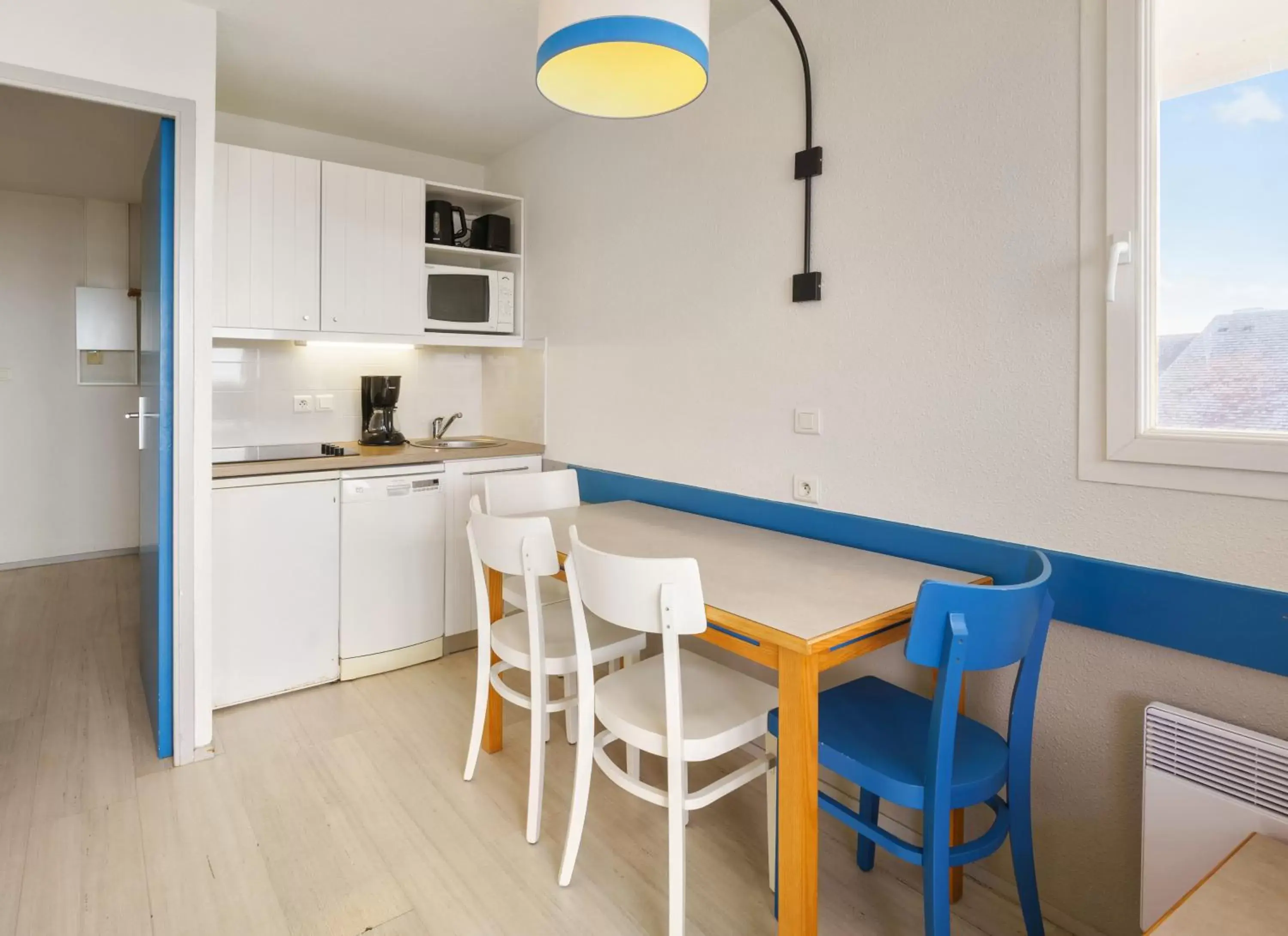 Studio with Sleeping Alcove and Balcony (4 Peoples) - Sea View in Résidence Pierre & Vacances la Corniche de la Plage Studio with Sleeping Alcove and Balcony (4 Peoples) - Sea View in Résidence Pierre & Vacances la Corniche de la Plage