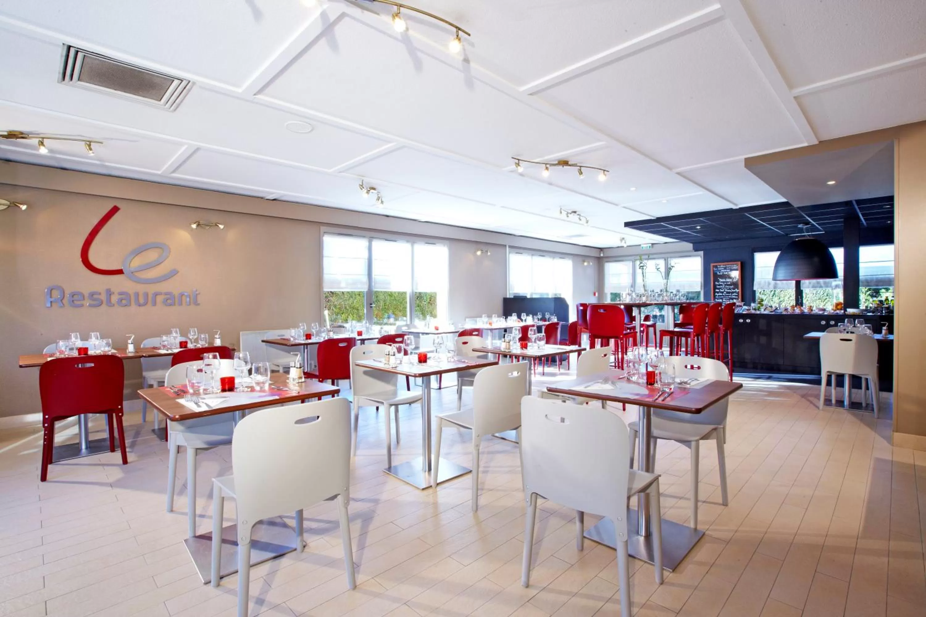 Restaurant/places to eat in Campanile Dijon Sud - Marsannay