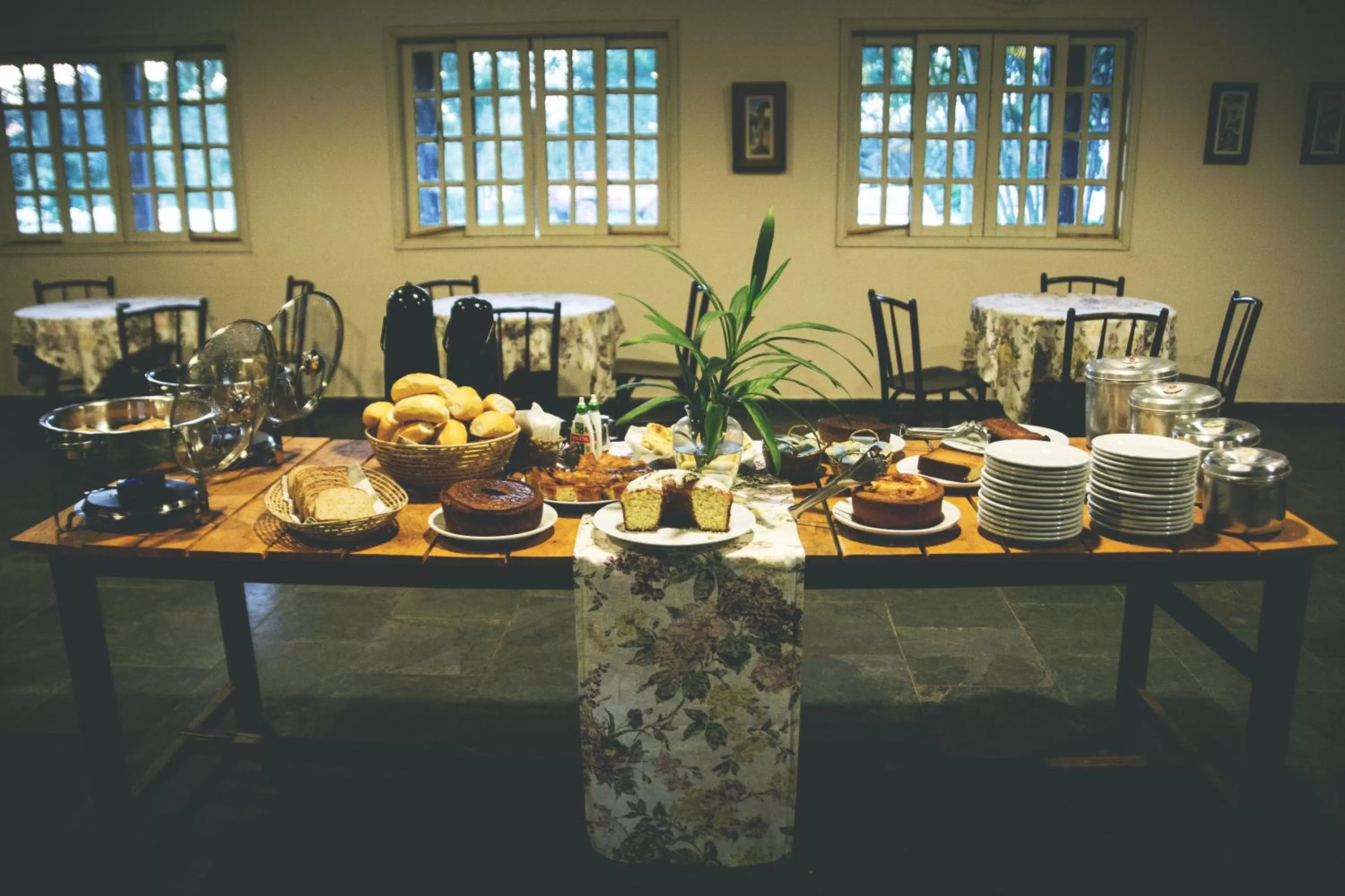 Restaurant/Places to Eat in Pousada Flor da Serra