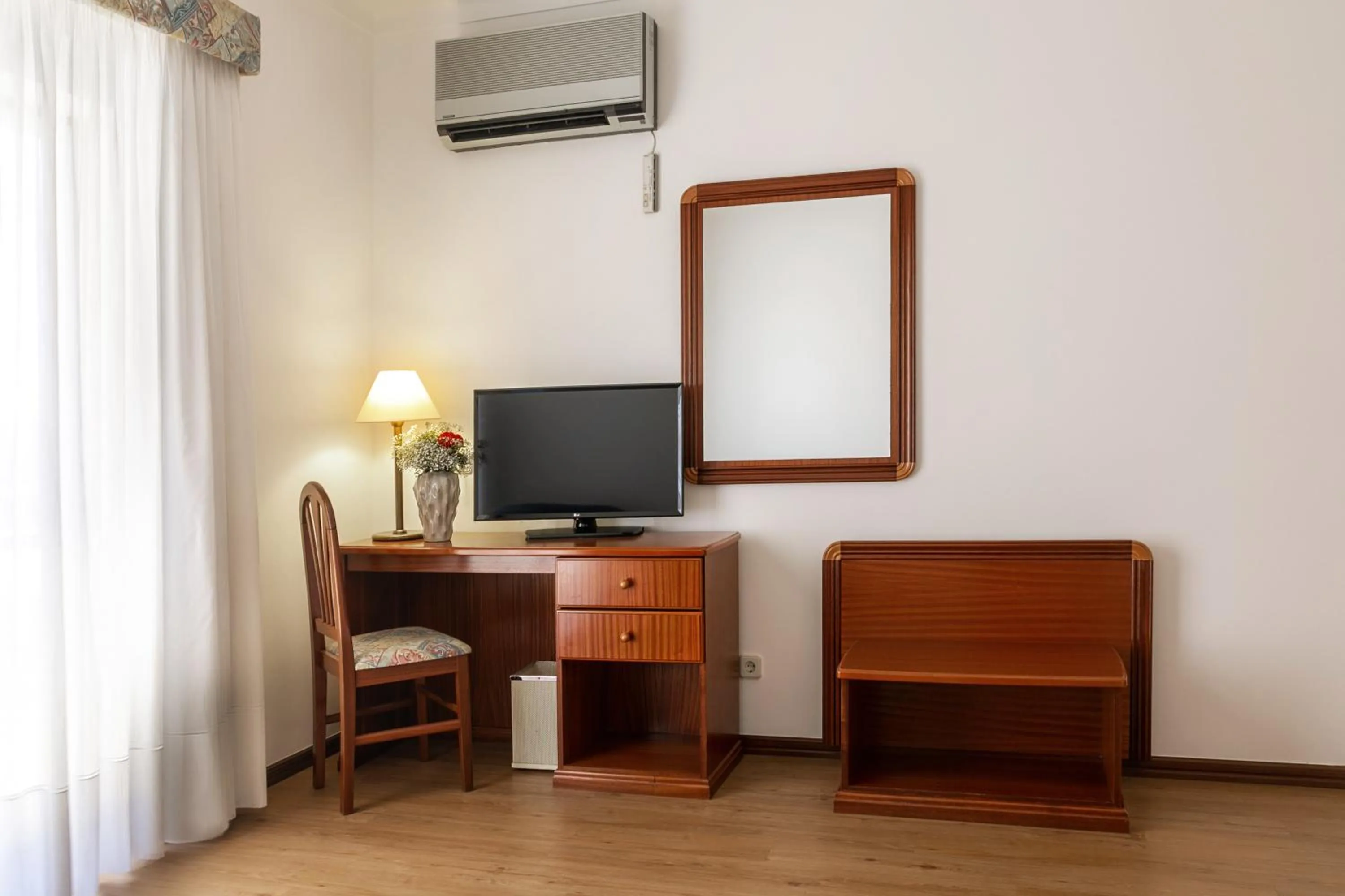 Seating area in Hotel Comendador