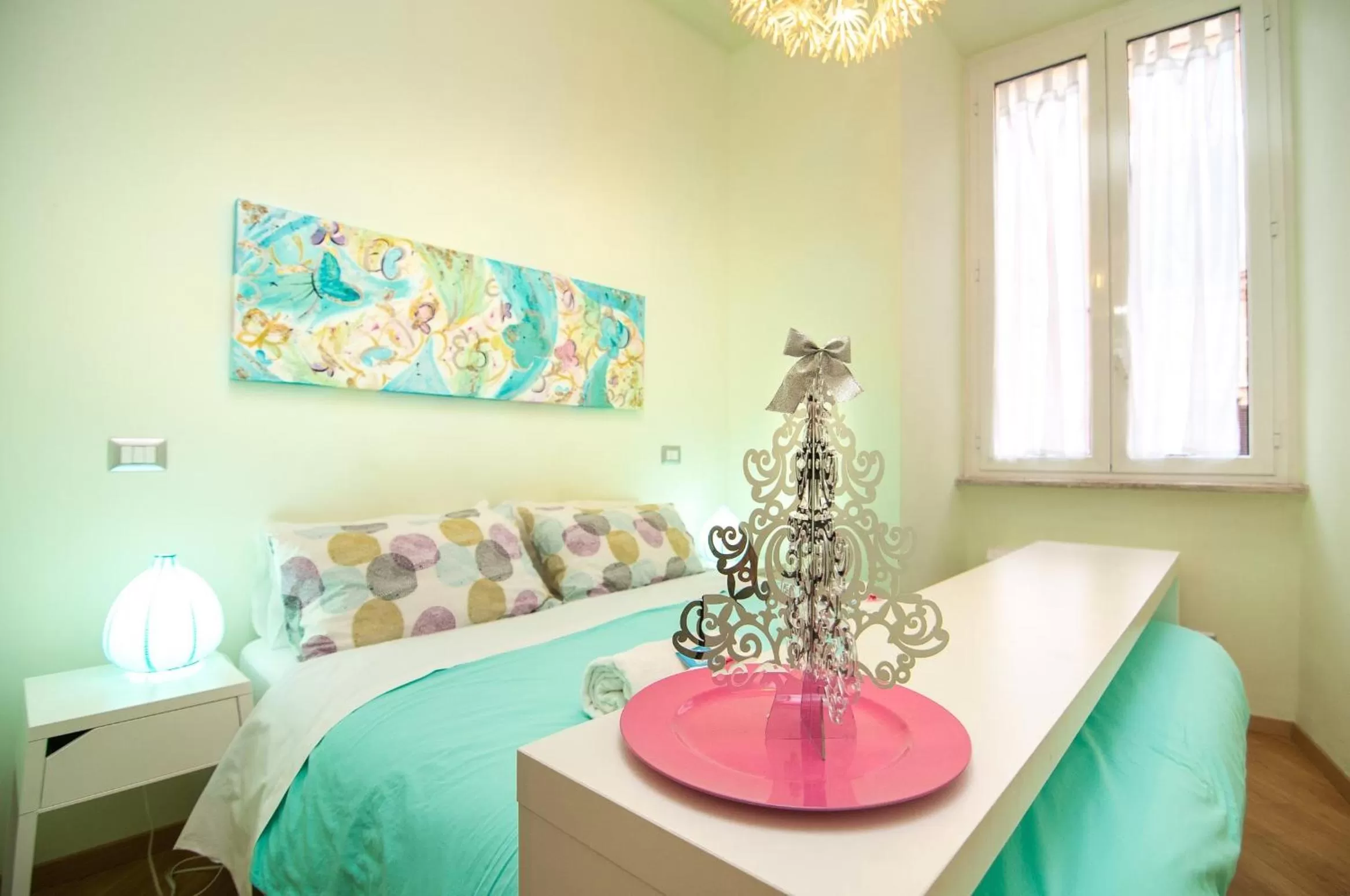 Winter, Bed in Bye Bye Roma Pantheon Suite