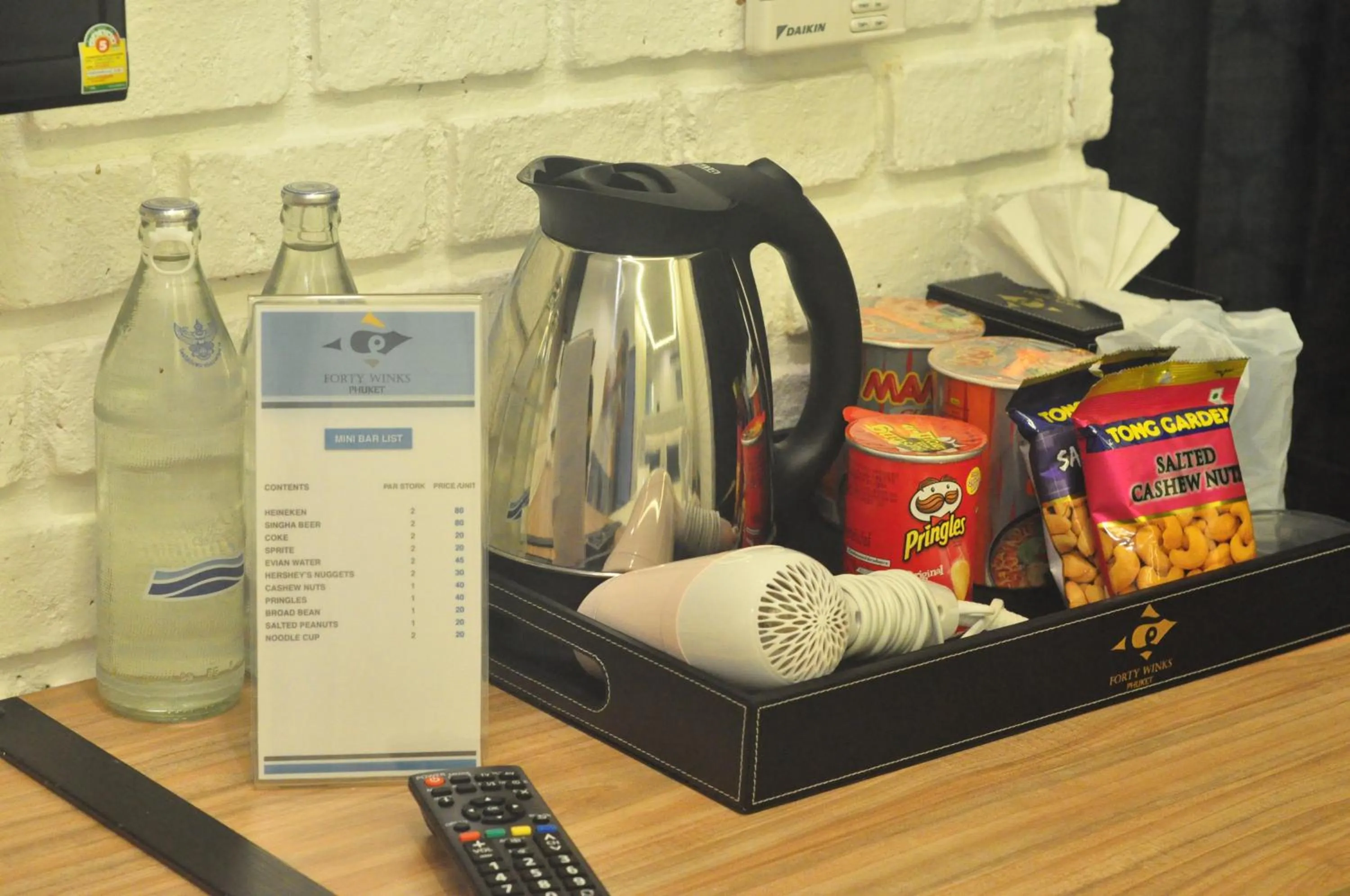 Coffee/tea facilities in Forty Winks Phuket Hotel