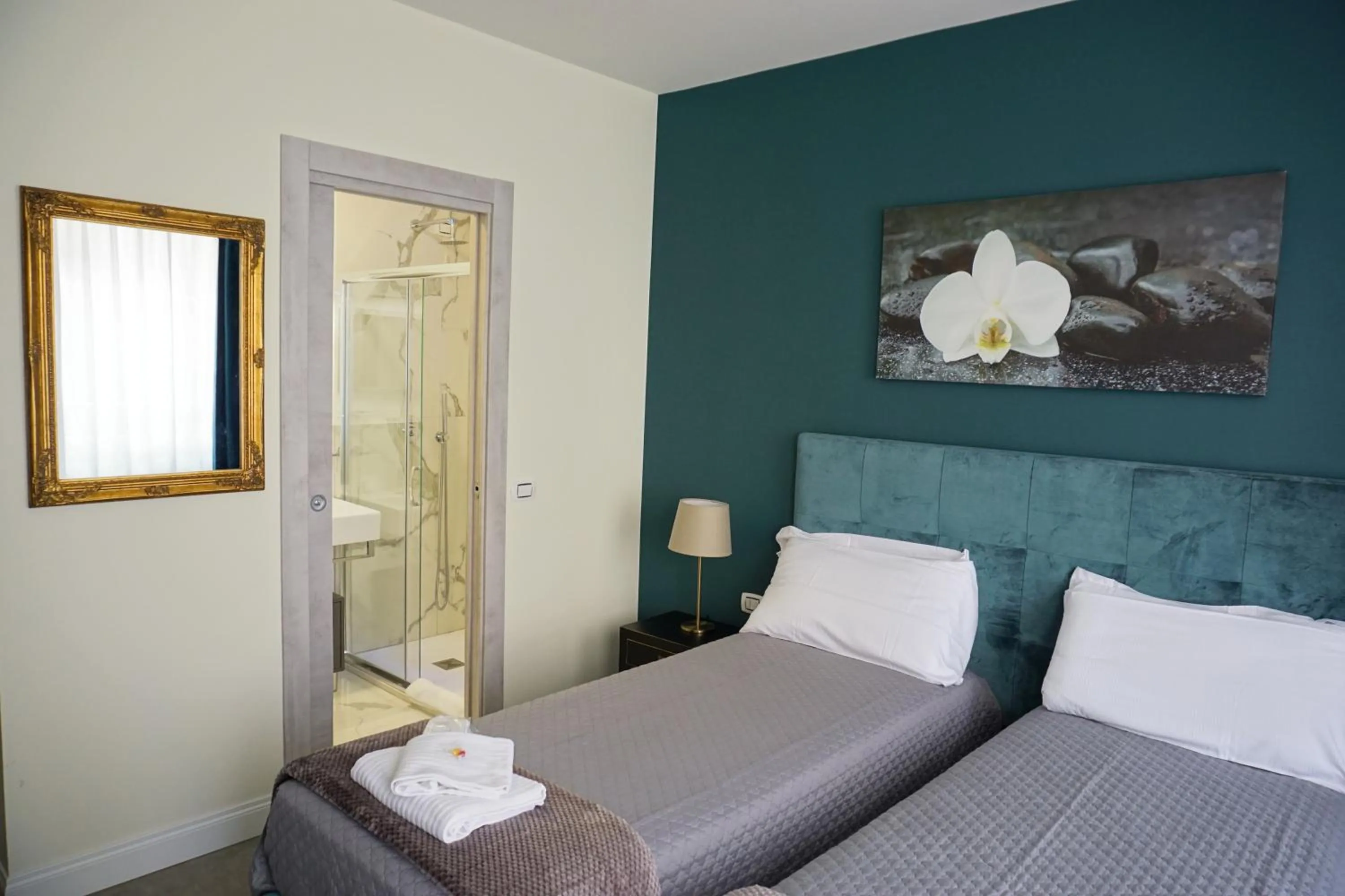 Bedroom, Bed in Regolo Rooms Vaticano