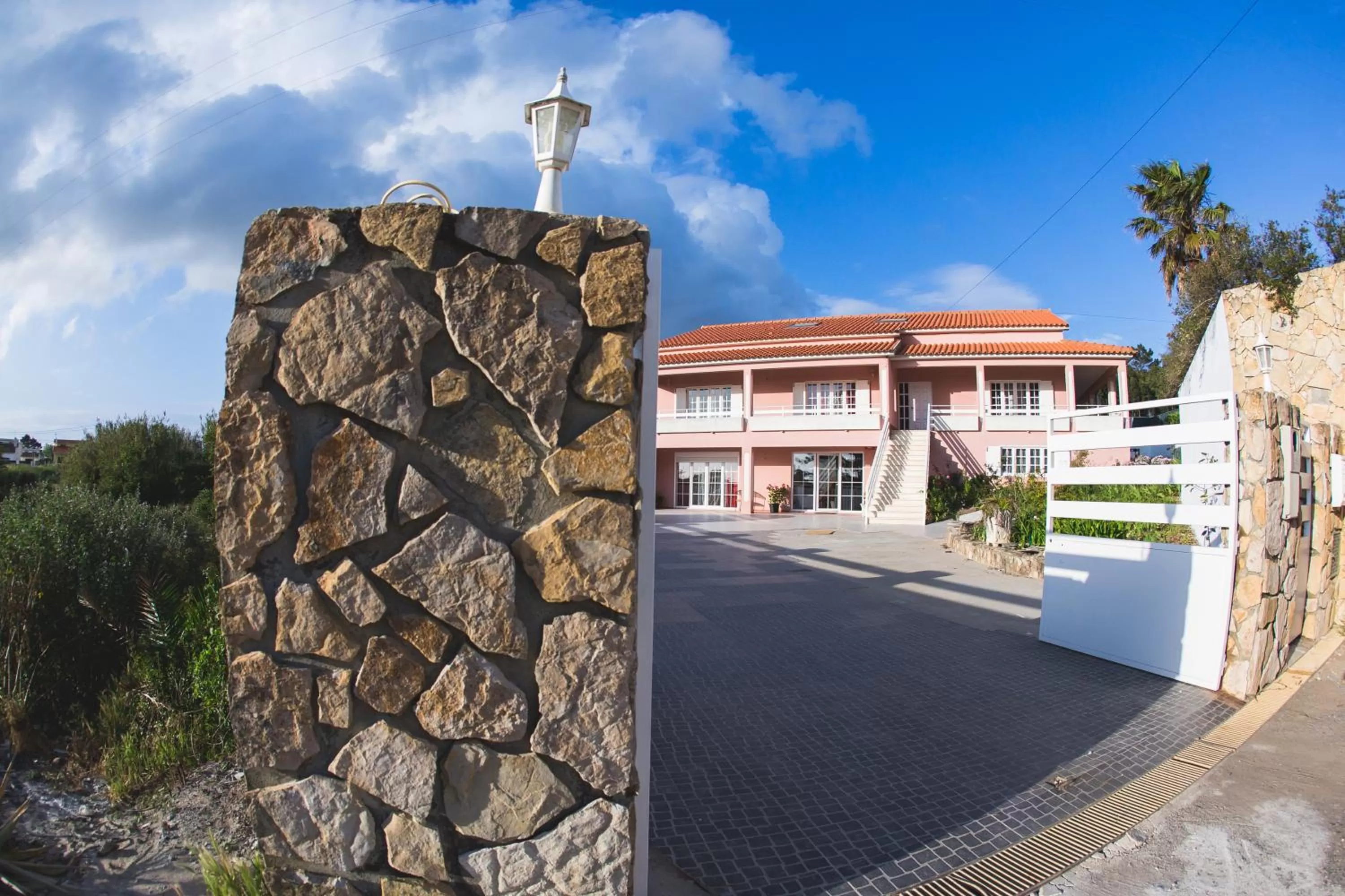 Facade/entrance in Boutique Hotel - O House Ericeira Hills