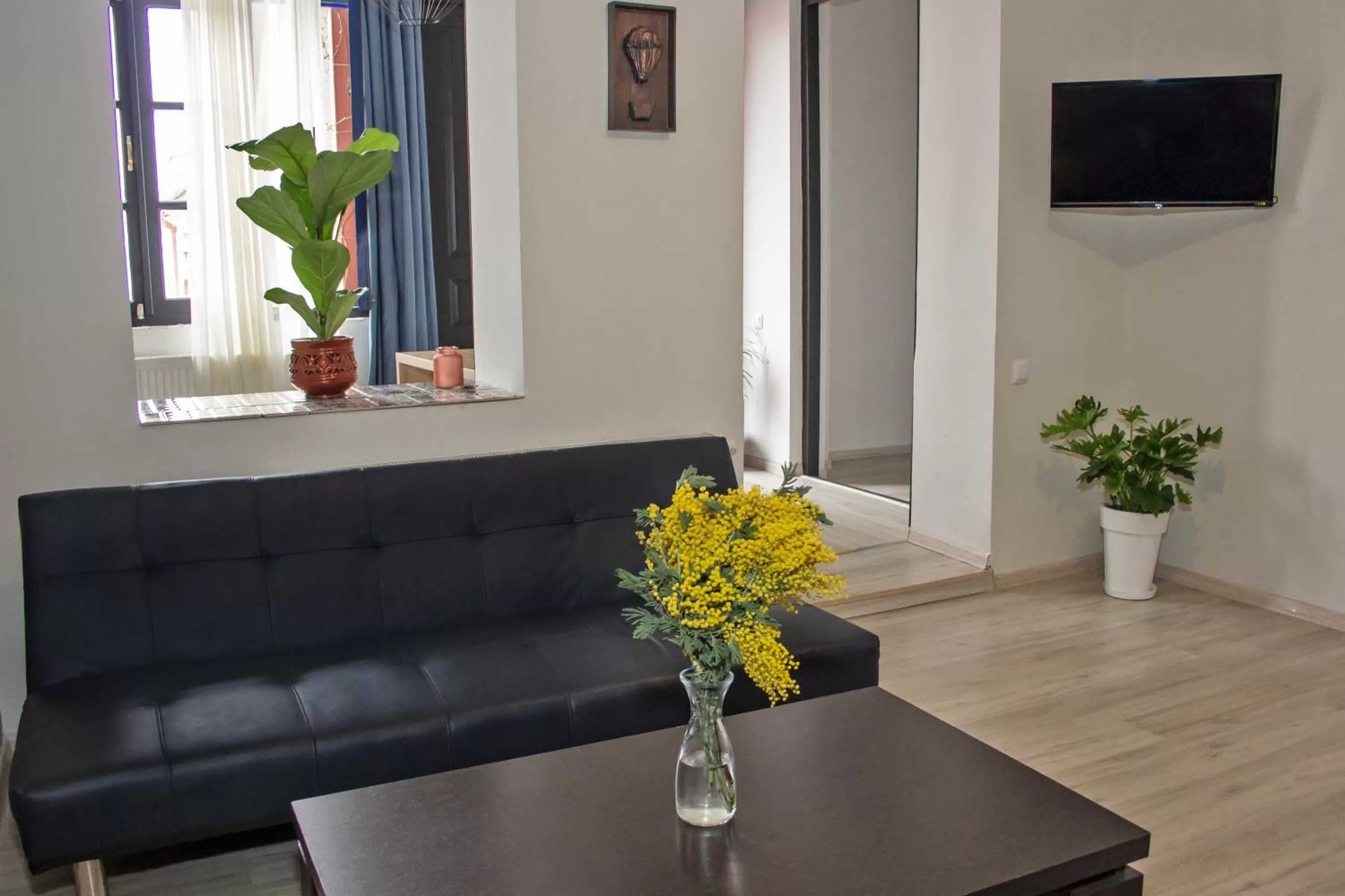 Living room in Check Point Hotel