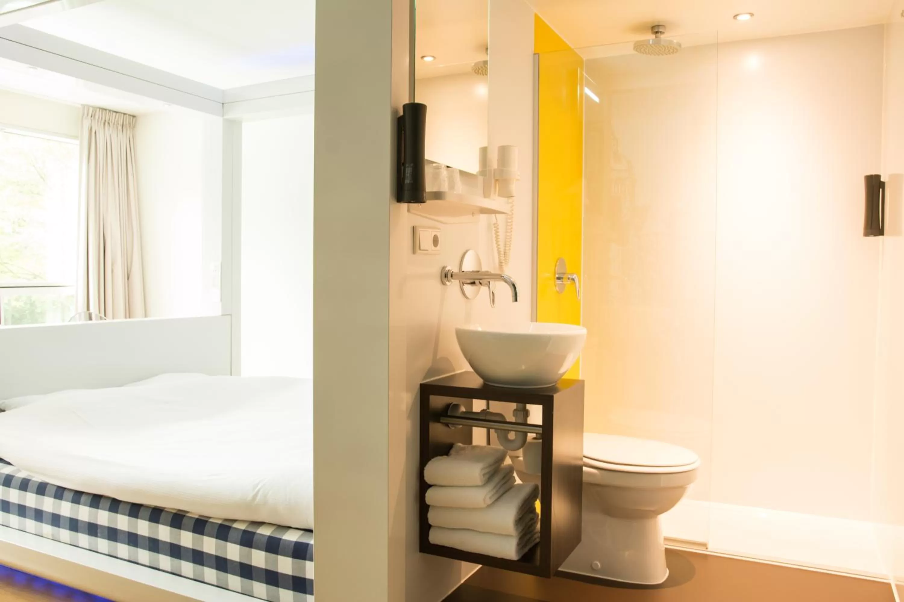 Bathroom, Bed in Qbic Amsterdam WTC