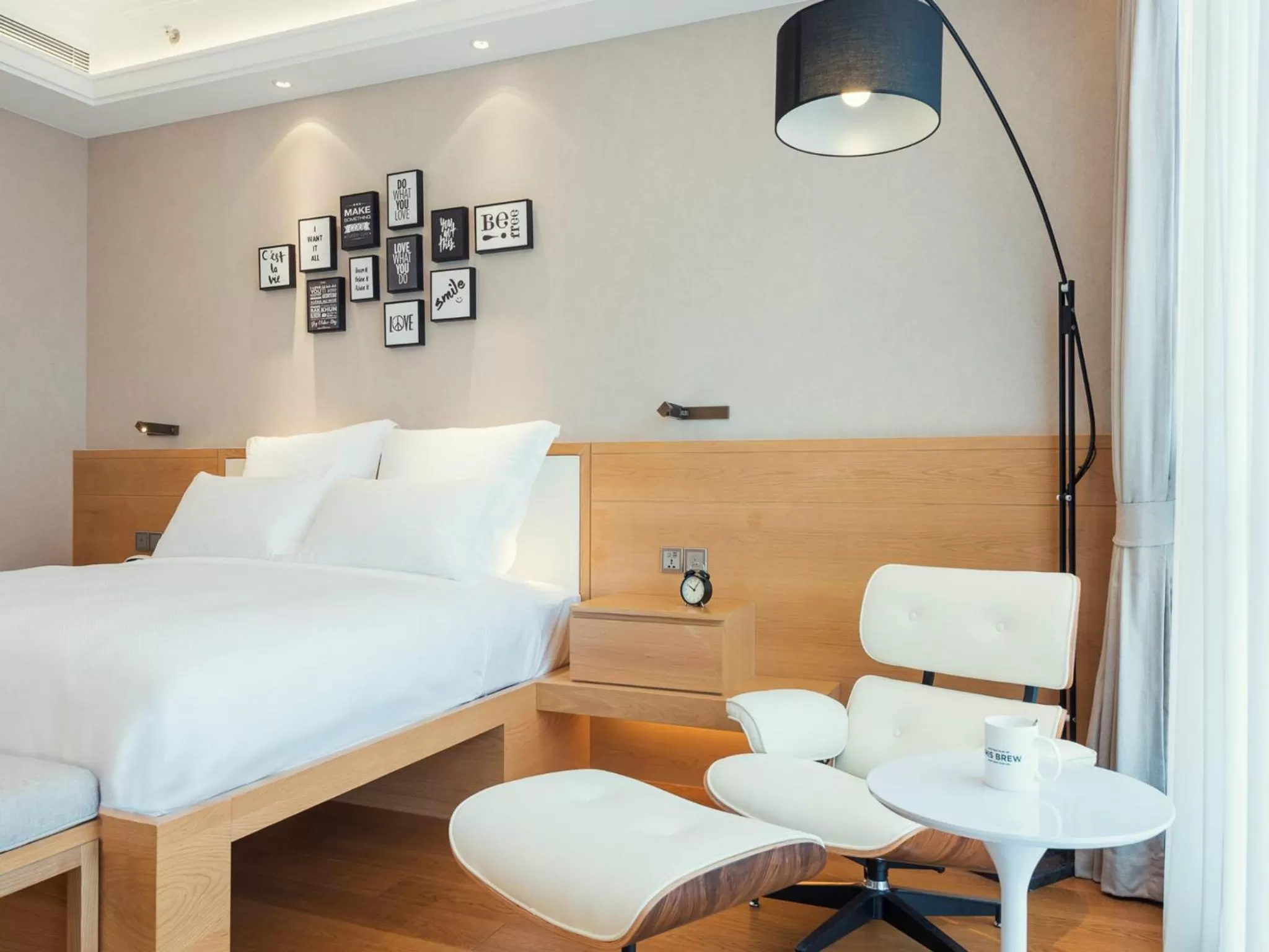 Day, Bed in Residence G Nanshan