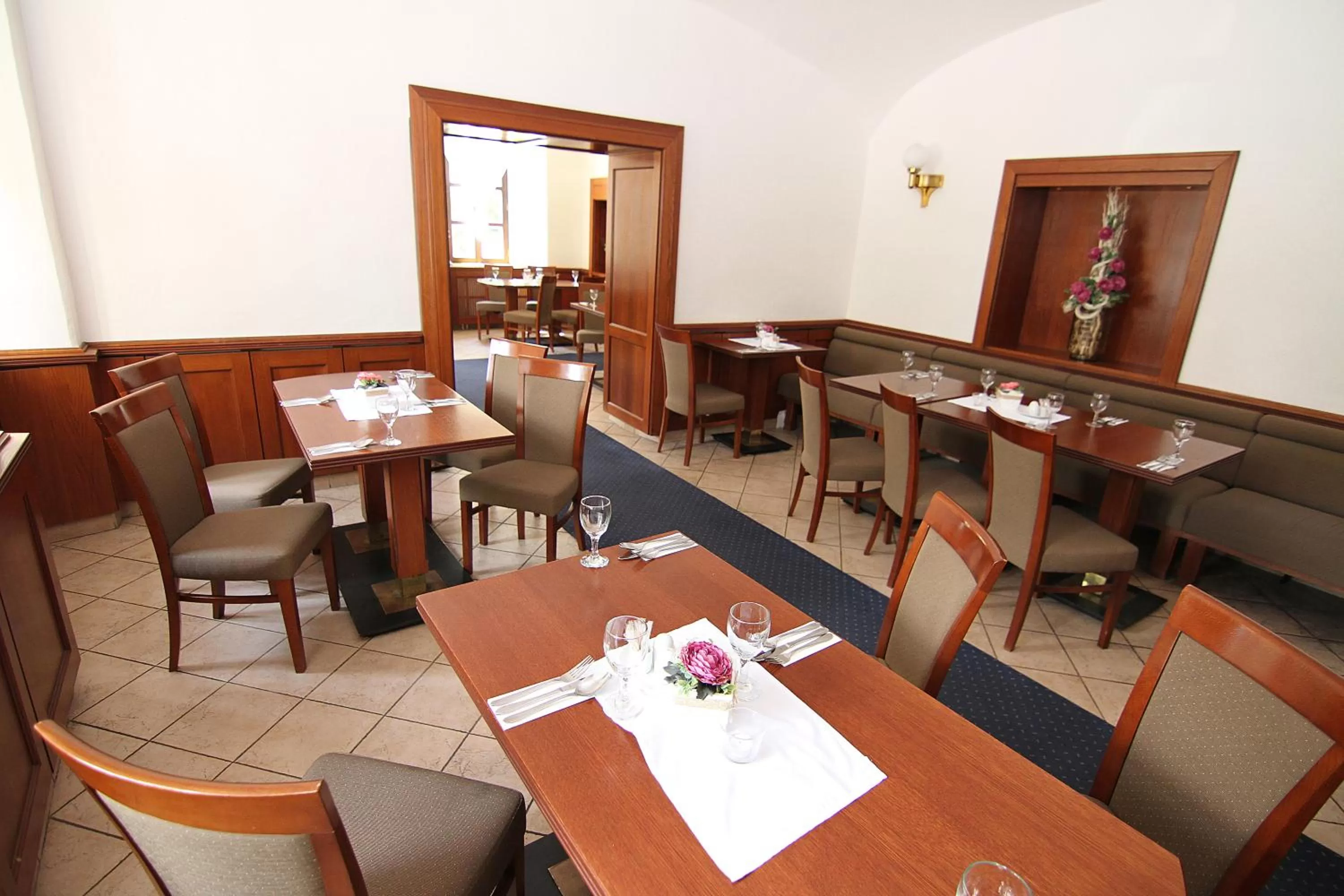 Restaurant/Places to Eat in Zámek Havířov