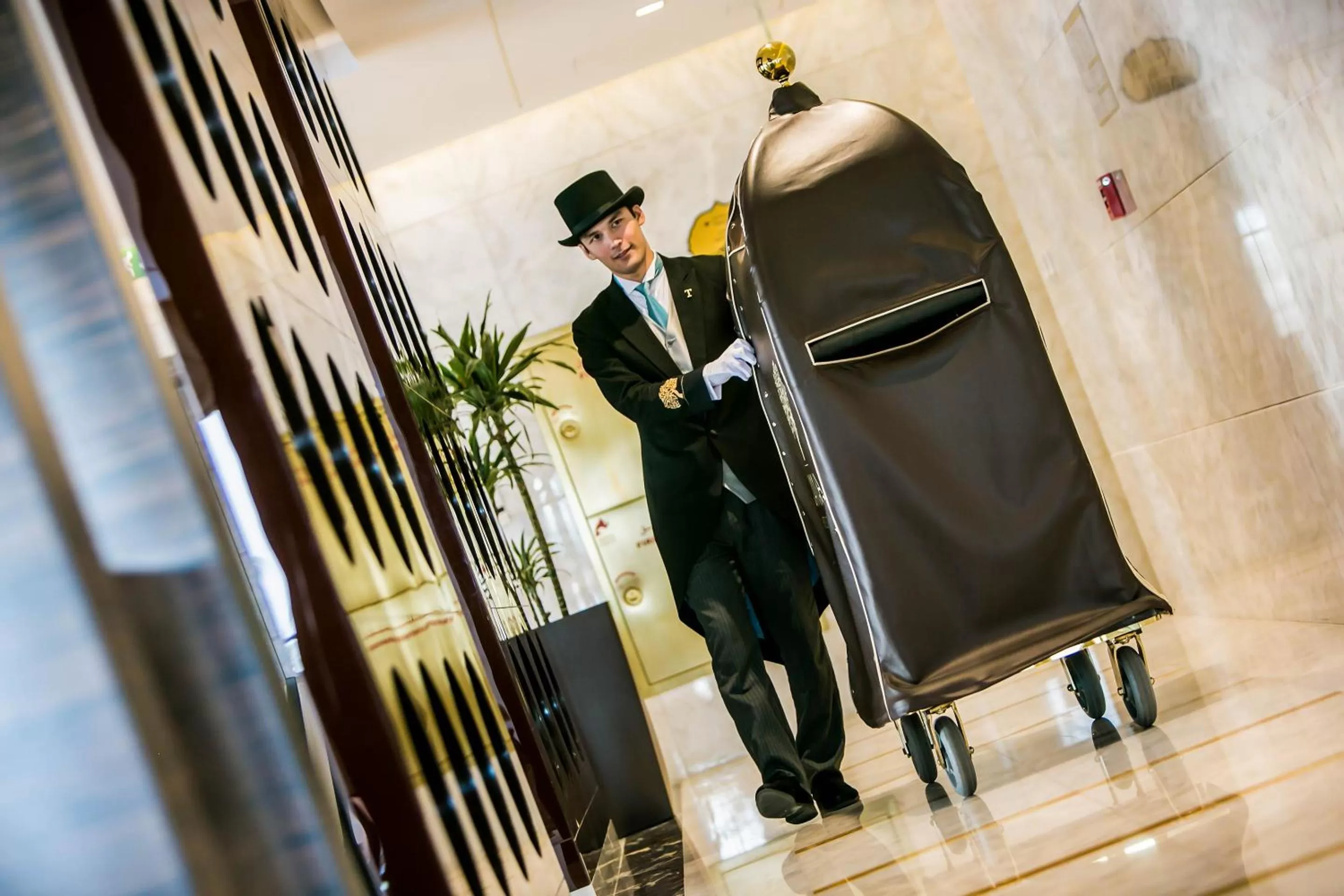 Staff in Jannah Burj Al Sarab