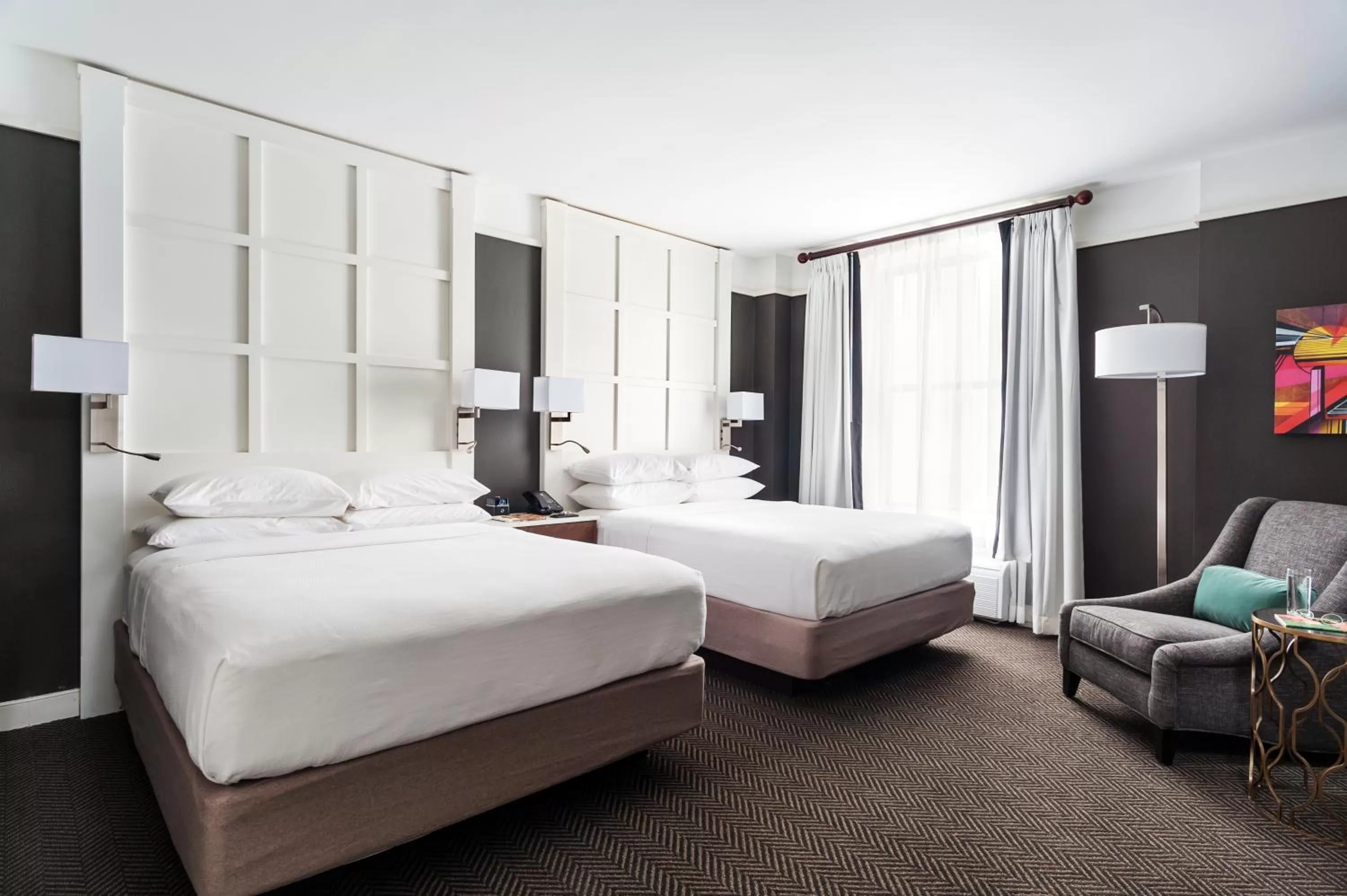 Day, Bed in The Commonwealth