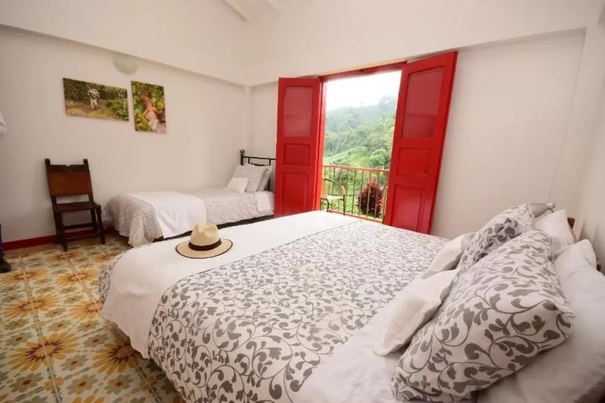Bedroom, Bed in Hacienda Venecia Coffee Farm Hotel