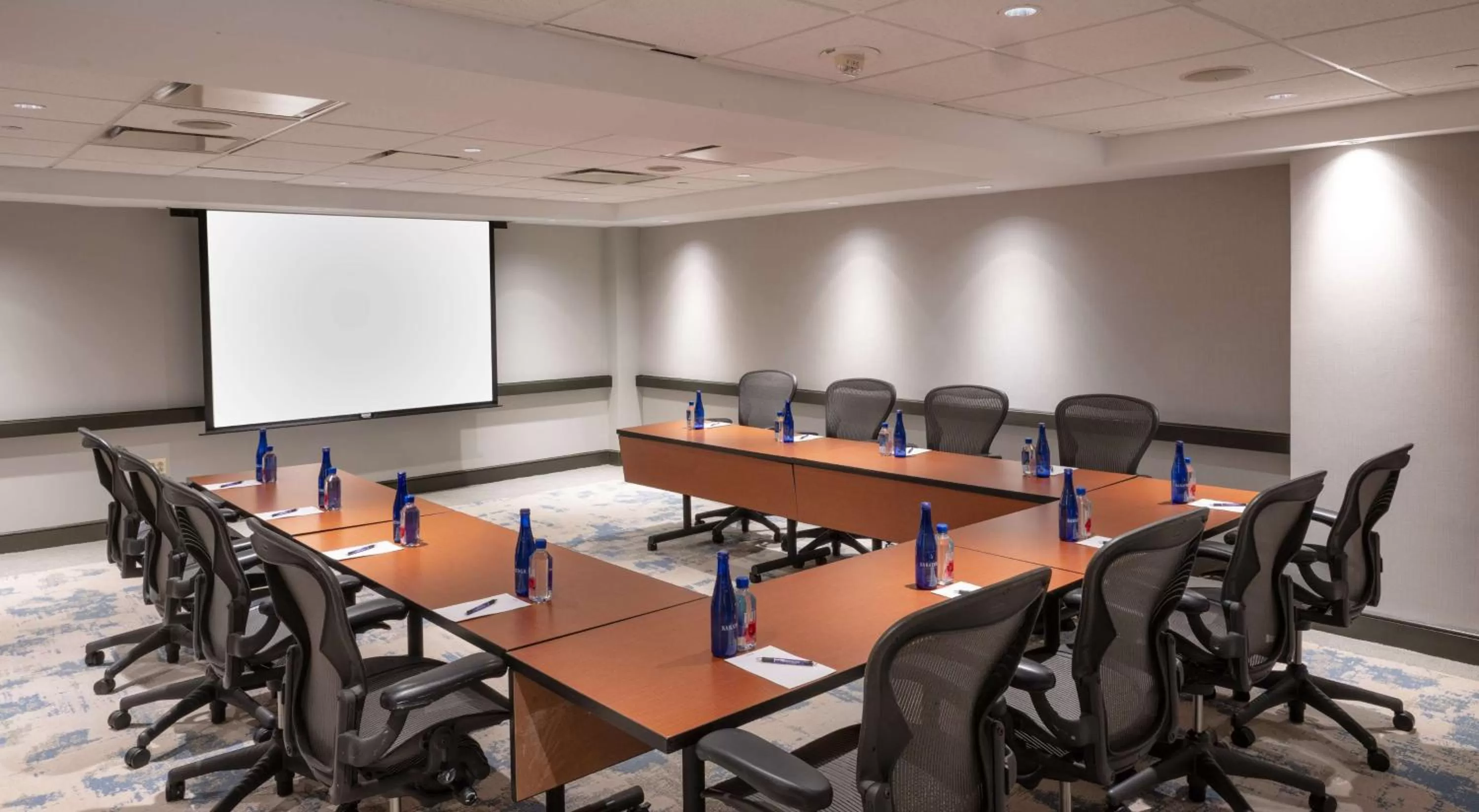 Meeting/conference room in The Bethesdan Hotel, Tapestry Collection by Hilton