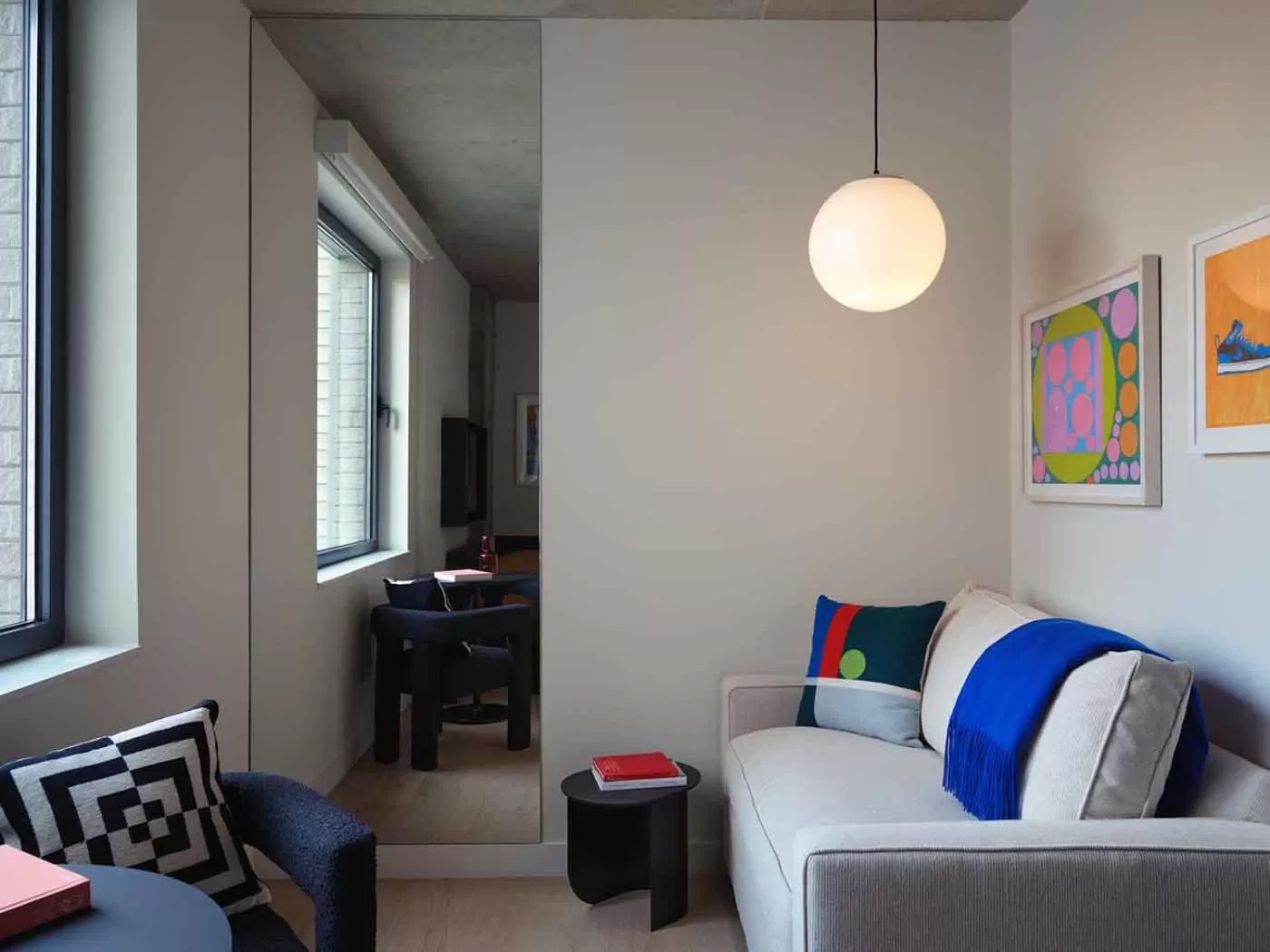 Bedroom in Penny Williamsburg