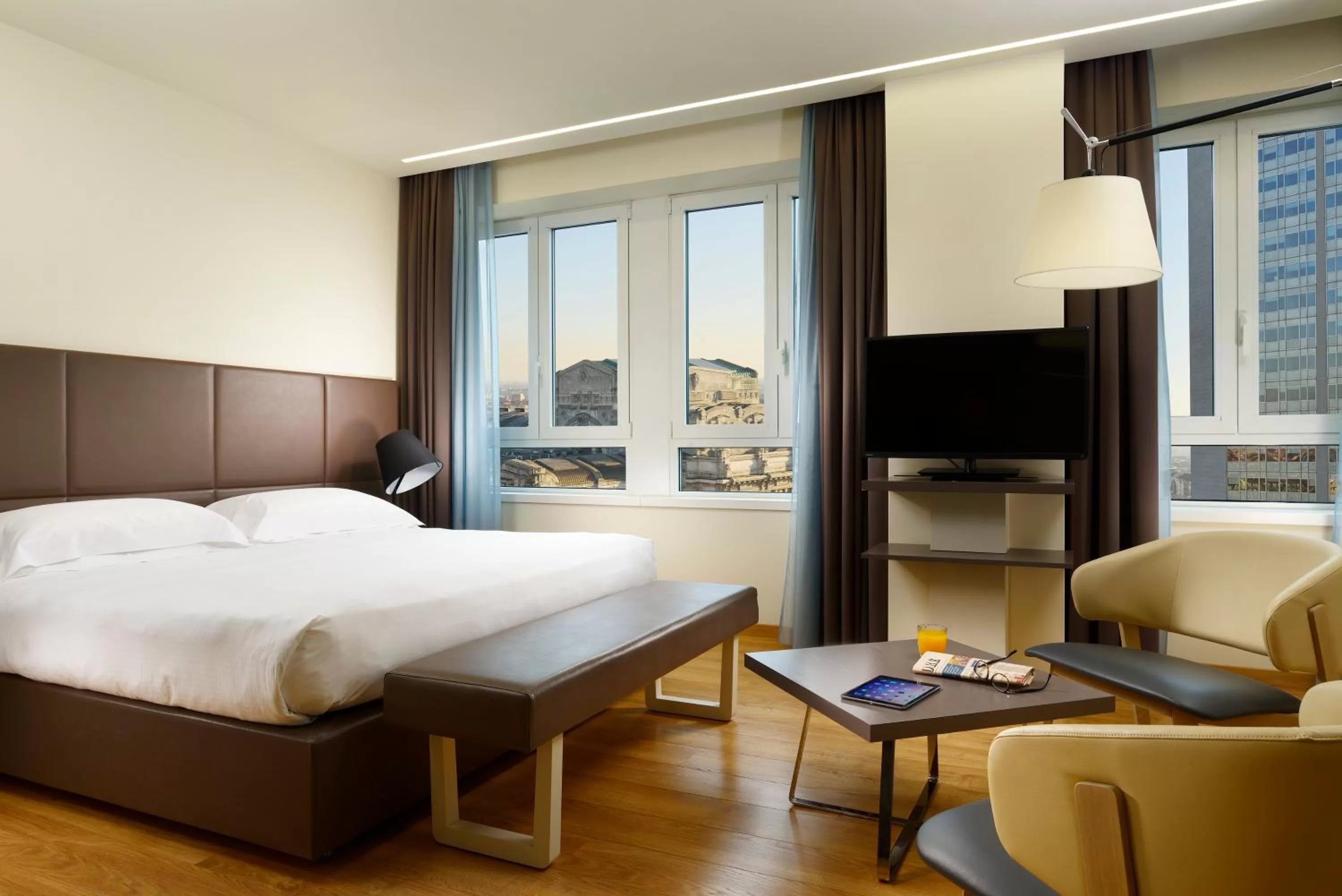 Bedroom, Bed in UNA Hotels Century Milano