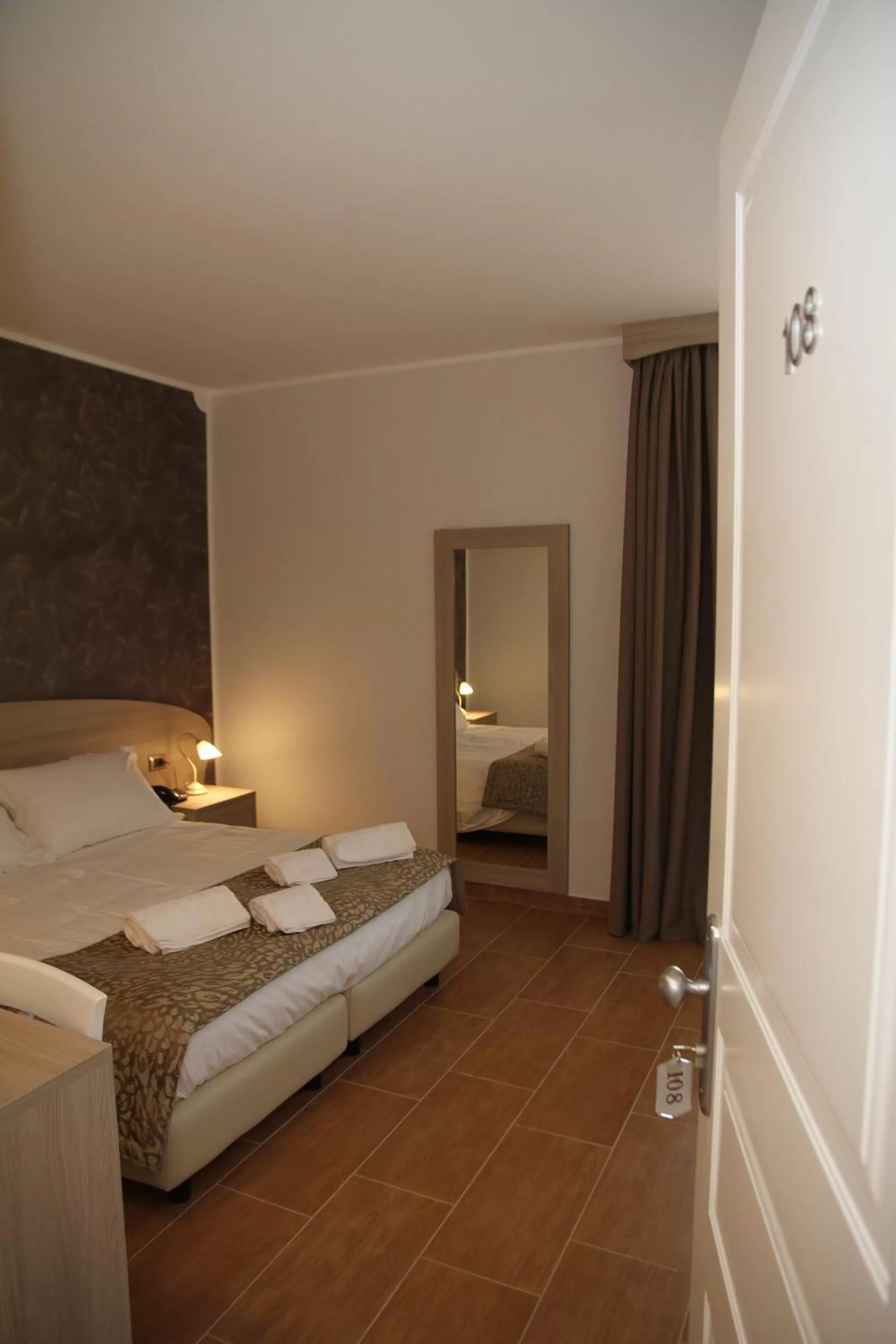 Bed in Monte San Giovanni-Nebrodi Rooms