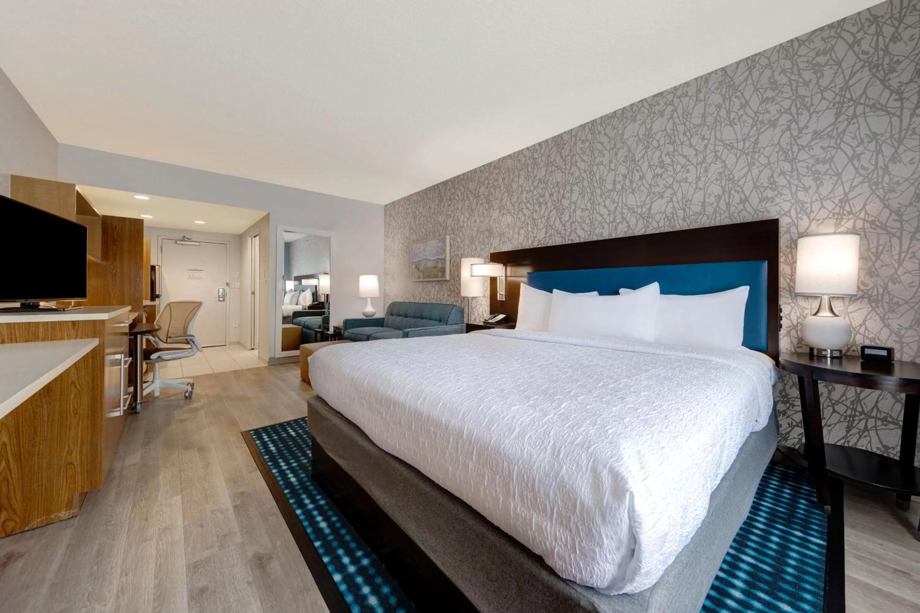 Bed in Home2 Suites by Hilton Orlando International Drive South - Free Shuttle to Theme Parks