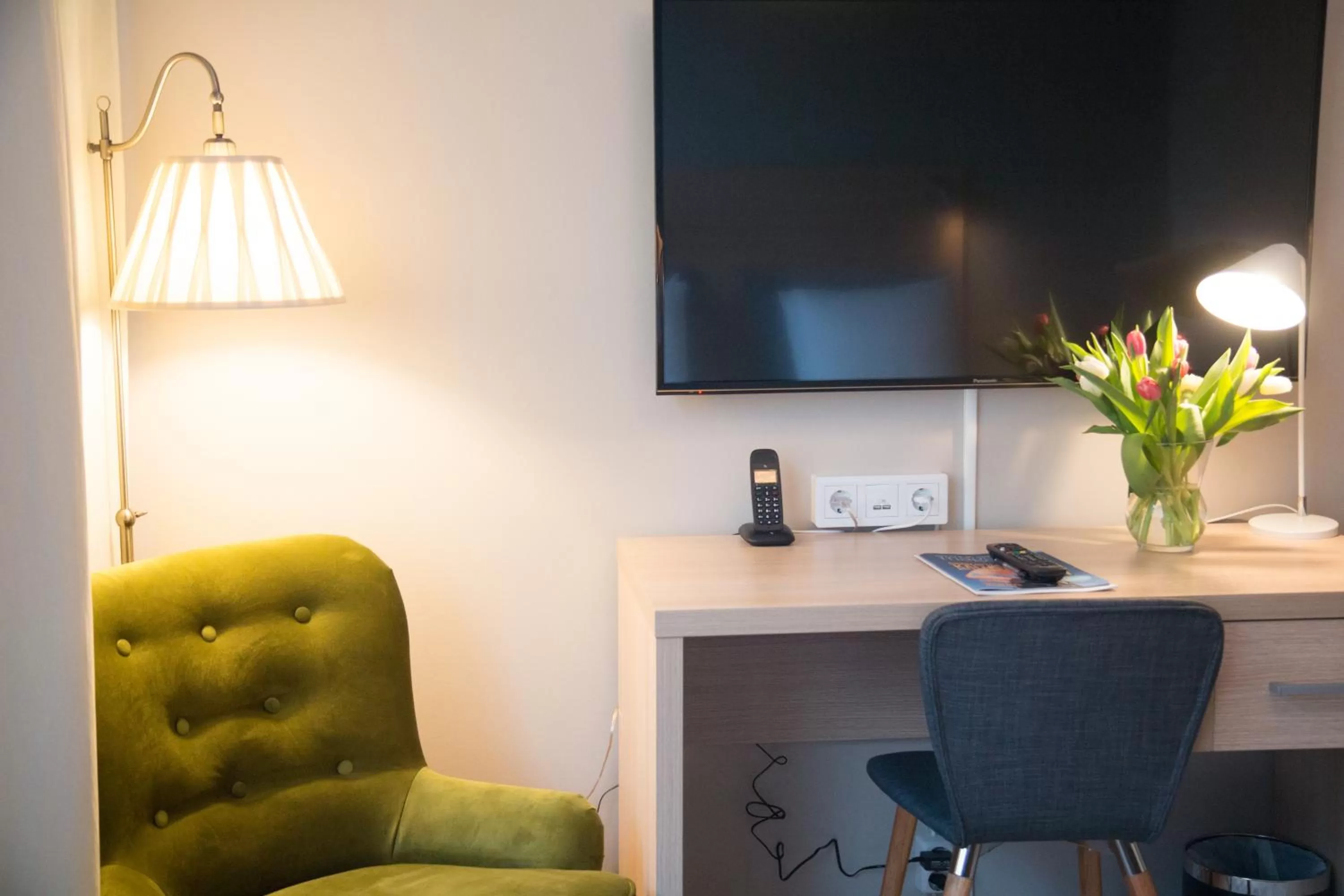 TV and multimedia in Hotell Aston