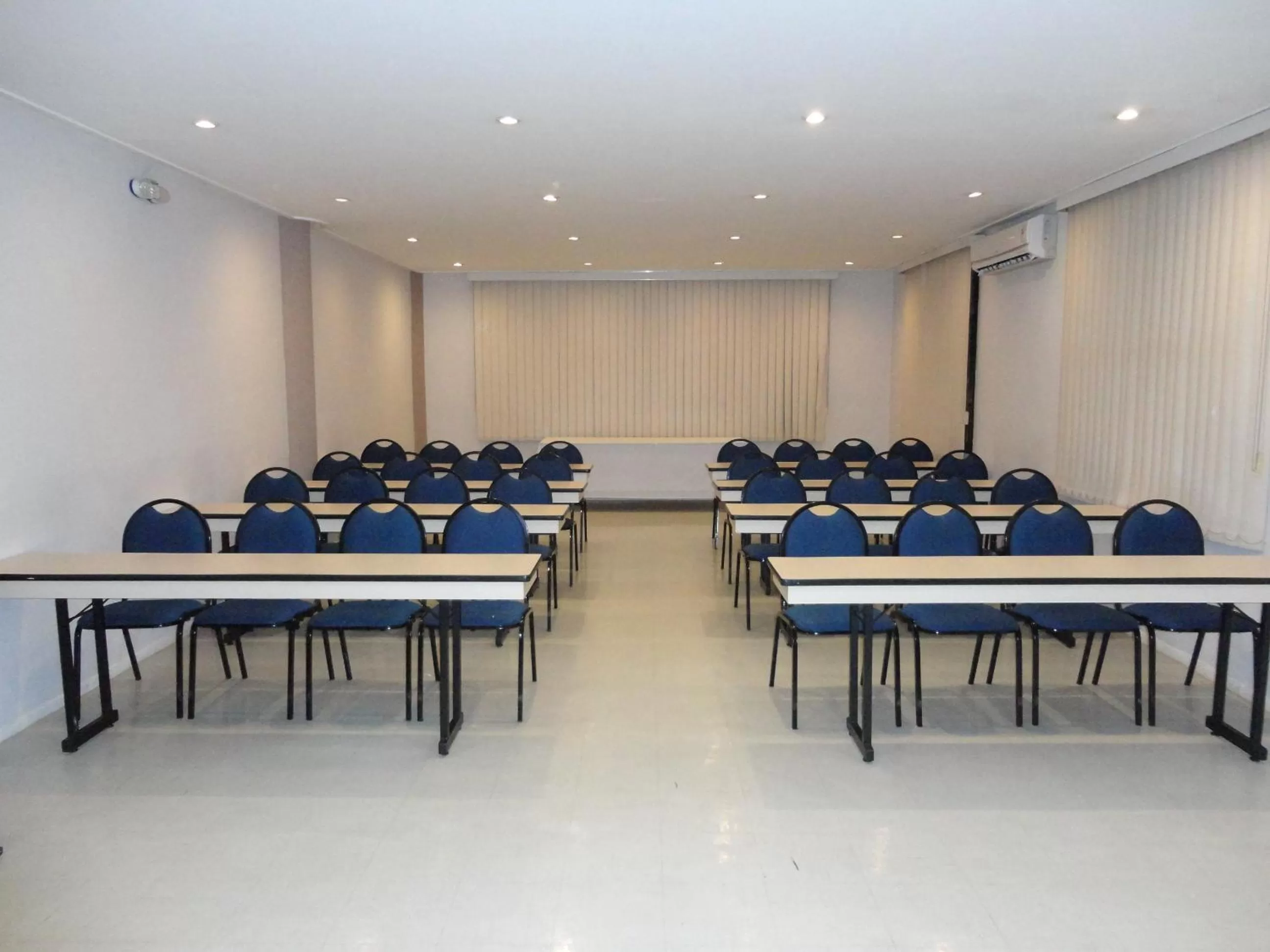 Banquet/Function facilities in Fênix Hotel Limeira