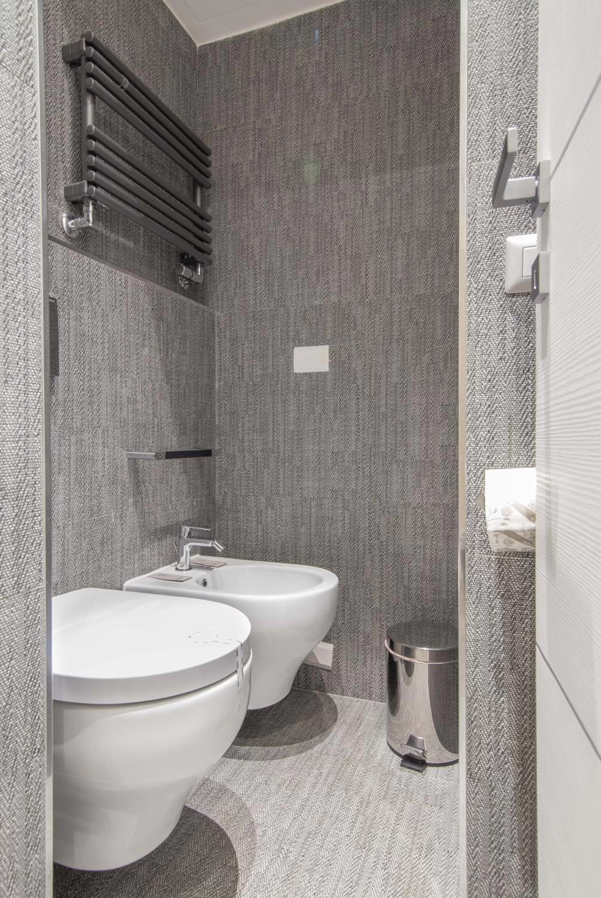 Bathroom in Vatican Relais Rome Suite