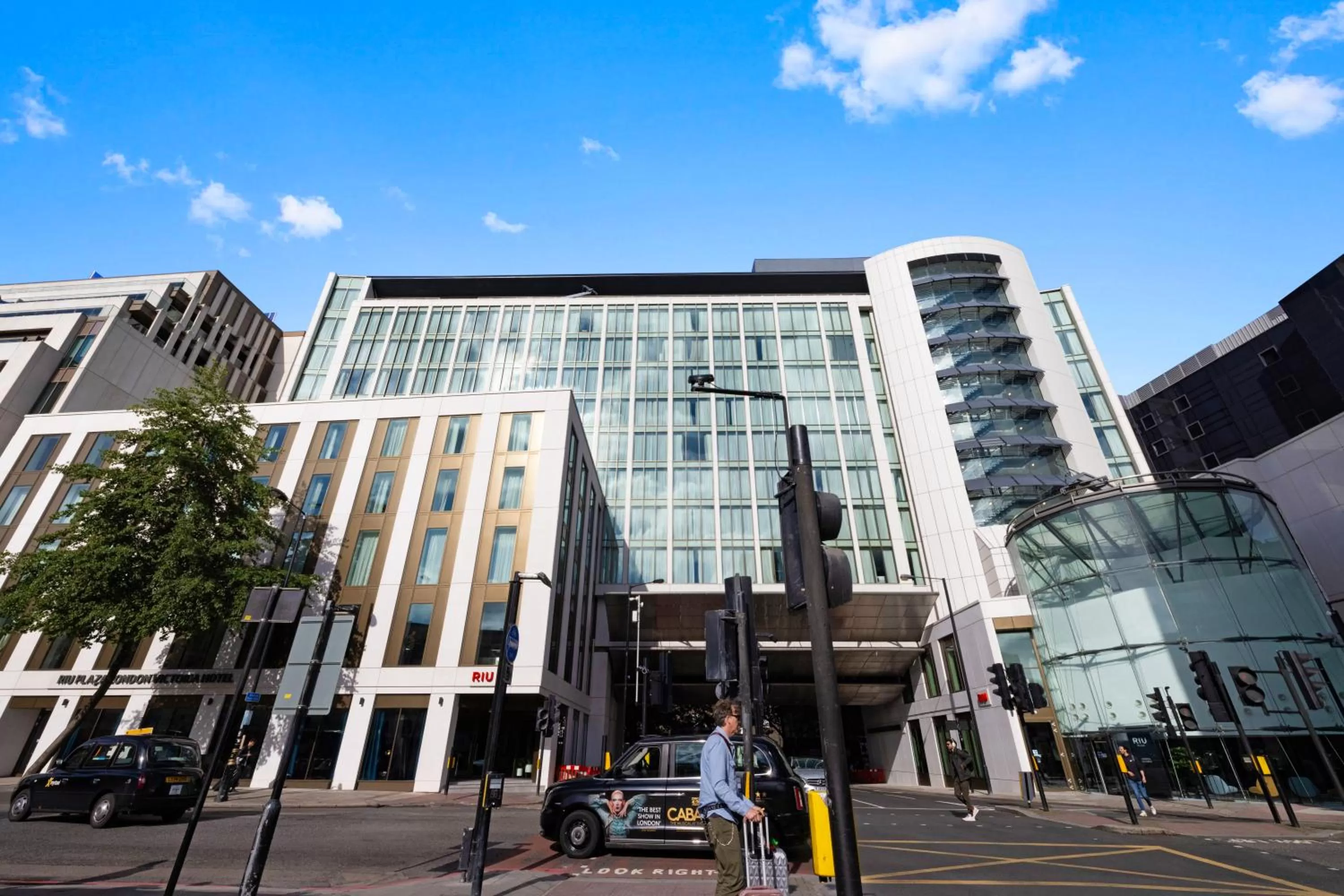 Property building in Riu Plaza London Victoria