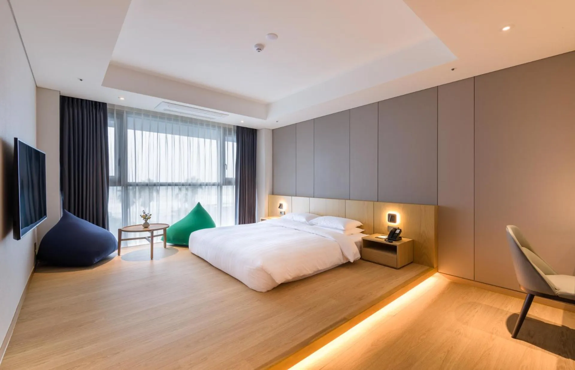 Bed in The Grand Sumorum