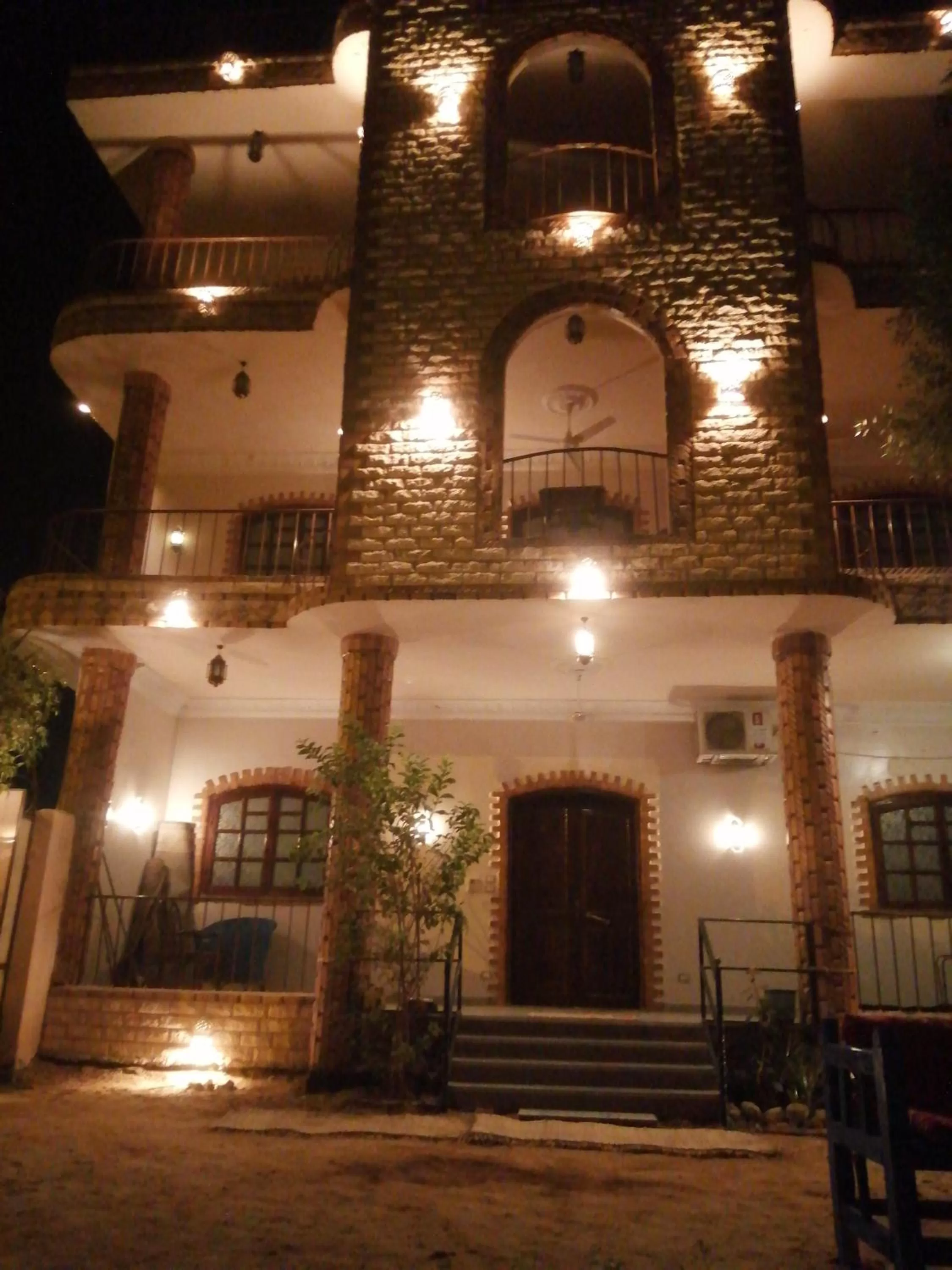 Swimming pool in Mama Africa Apts & Studios