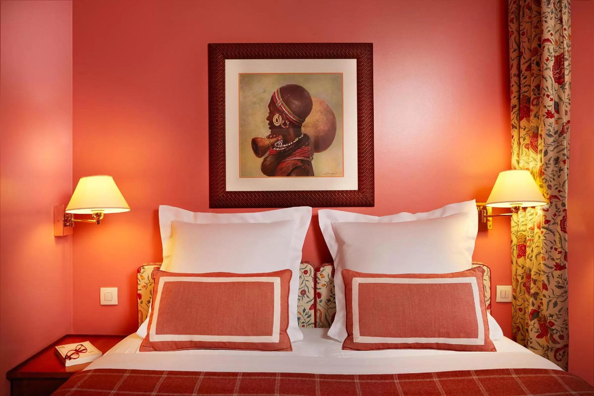 Bedroom, Bed in Relais Du Louvre