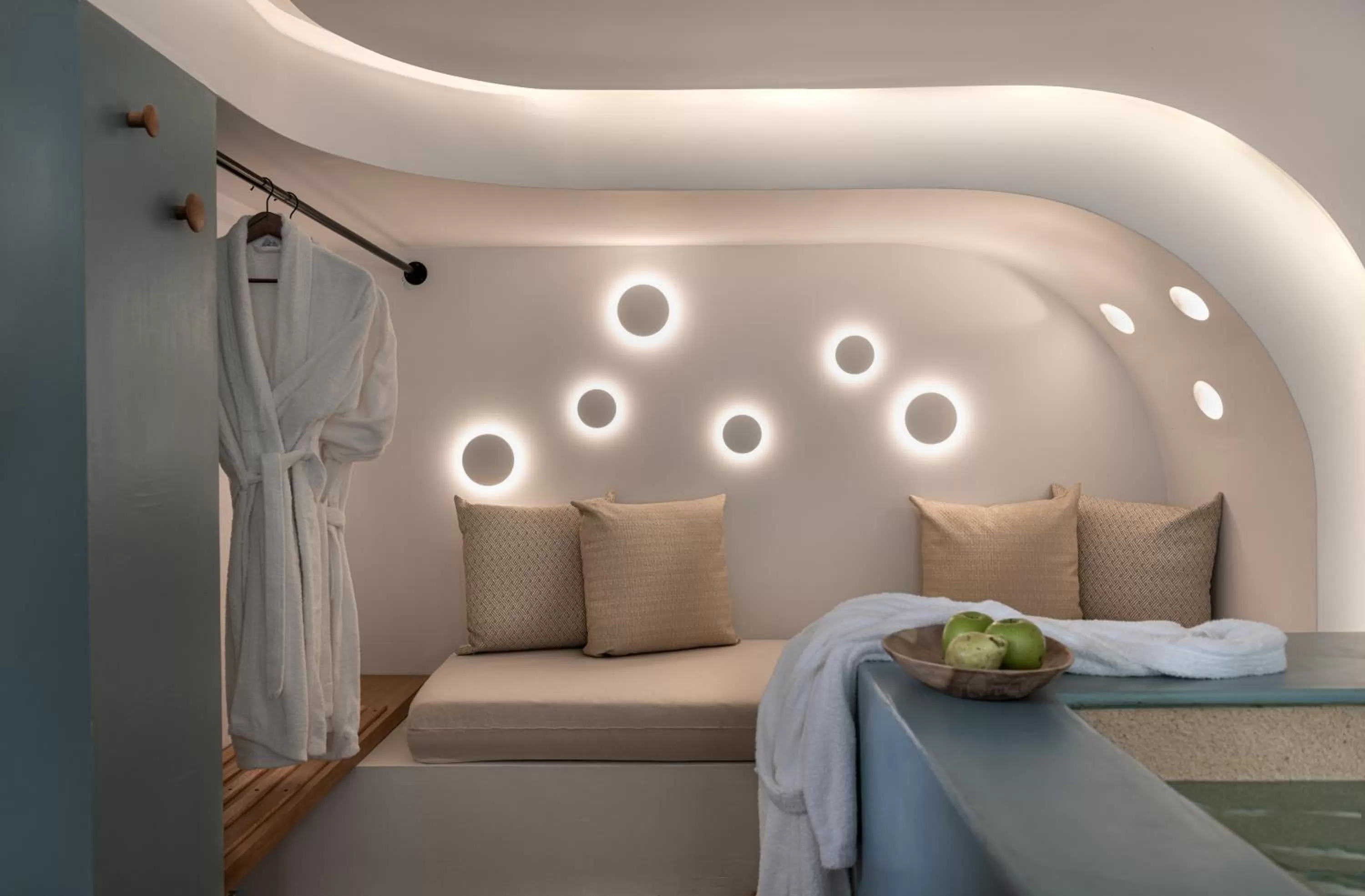 Seating area, Bed in Argo Boutique Hotel