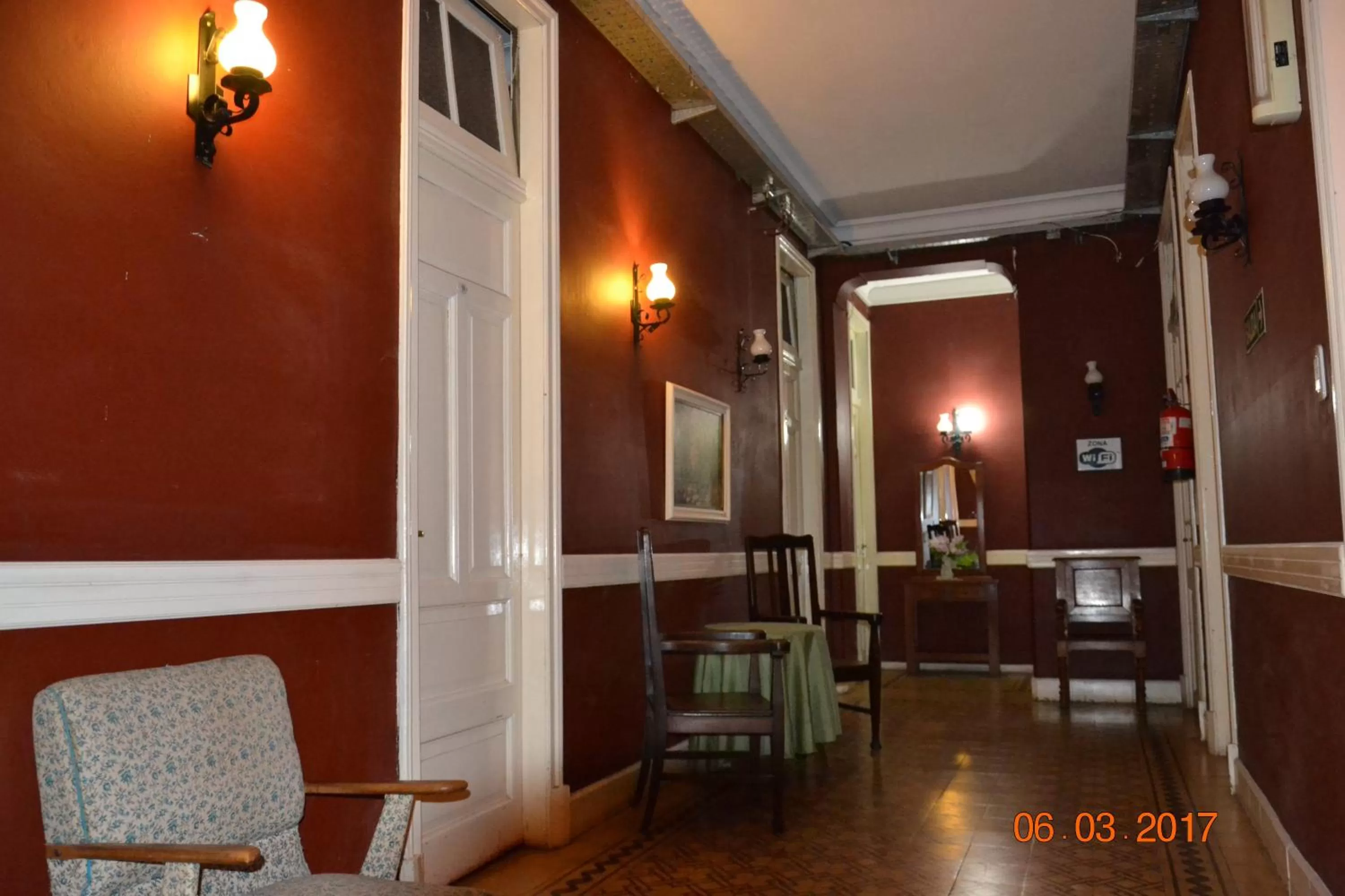 Restaurant/Places to Eat in Hotel Victoria