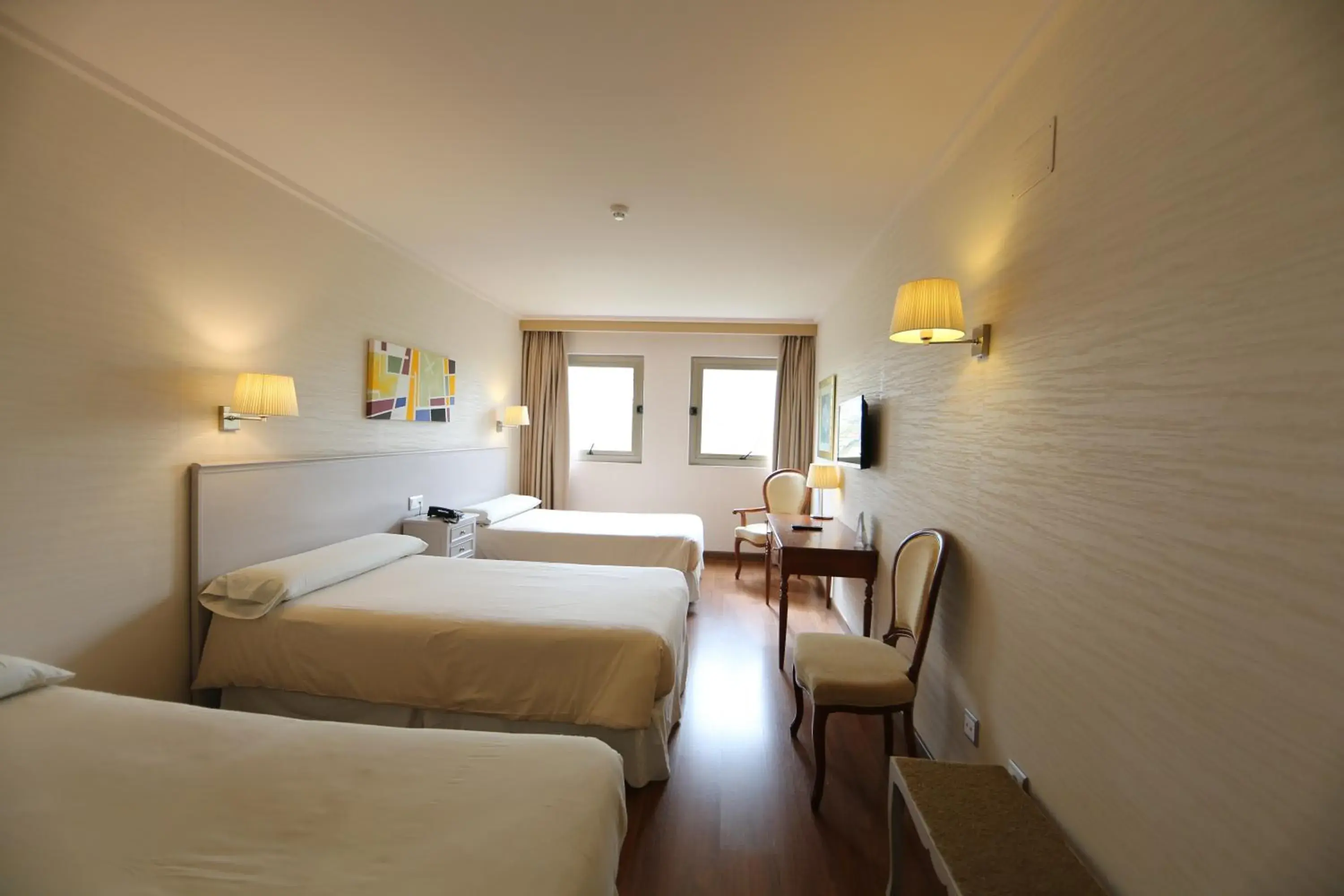 Double or Twin Room with Extra Bed in Hotel Universidad Double or Twin Room with Extra Bed in Hotel Universidad