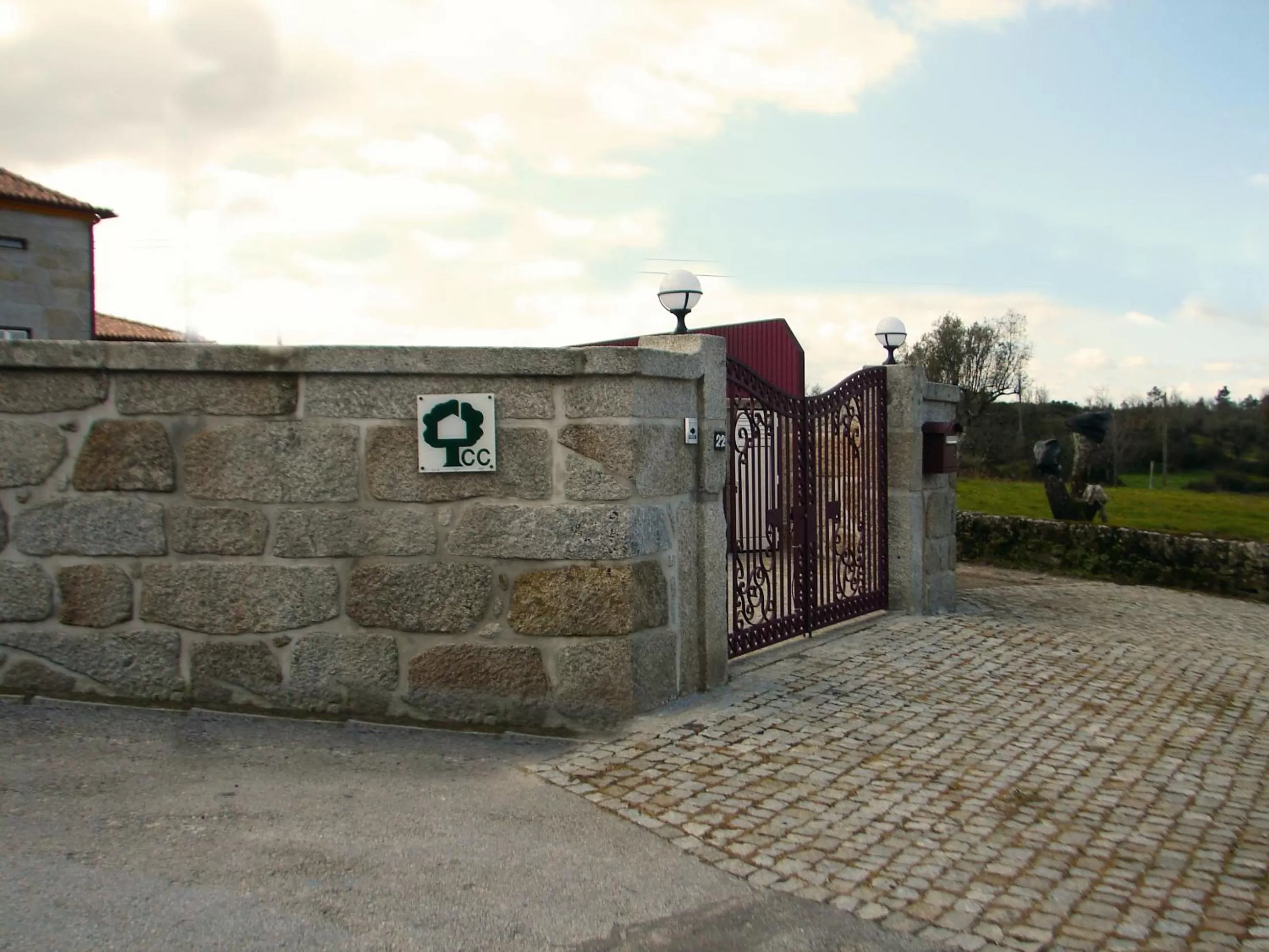 Property building, Facade/Entrance in Casa do Lagar de Tazem