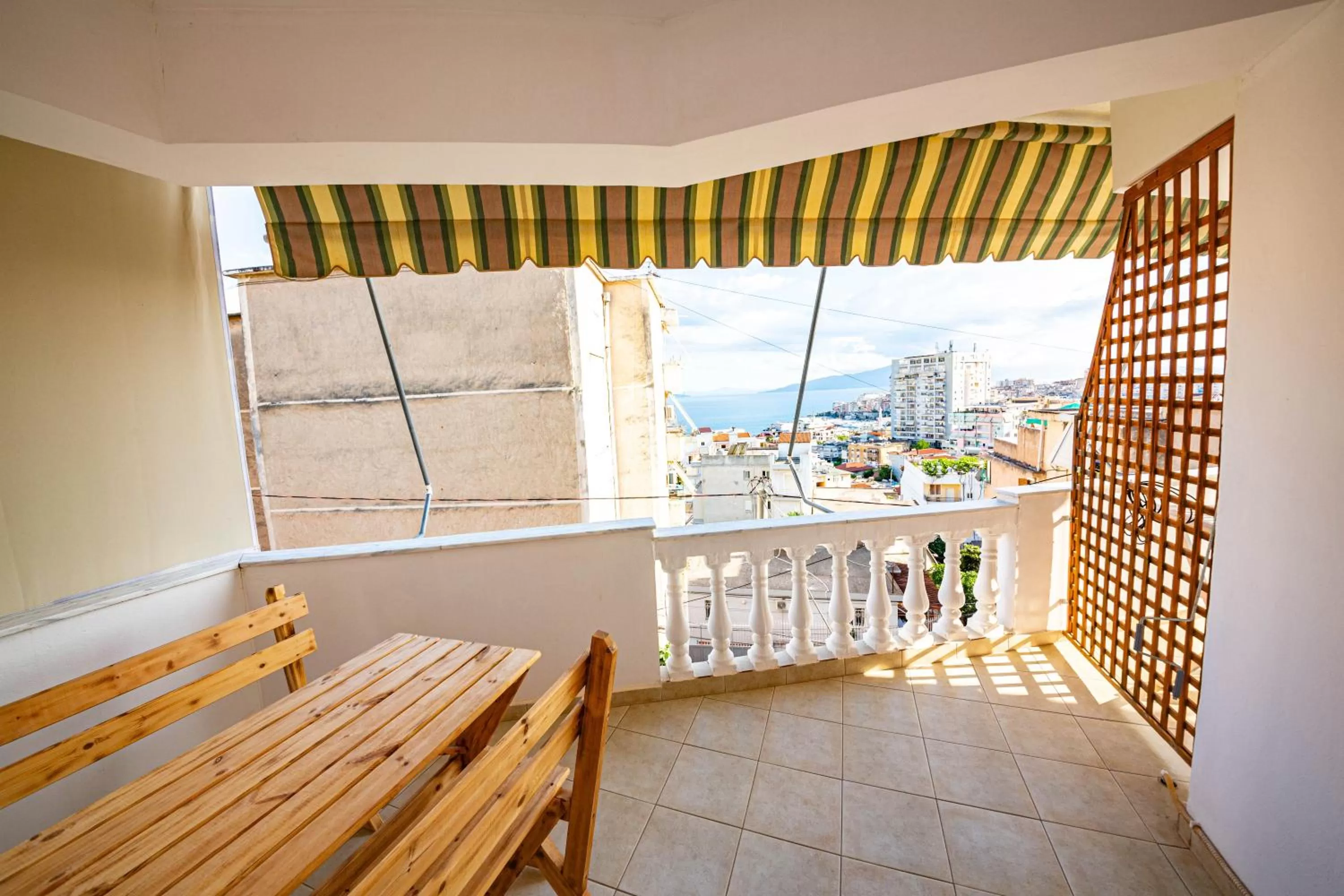 Balcony/Terrace in Ideal ApartHotel Saranda