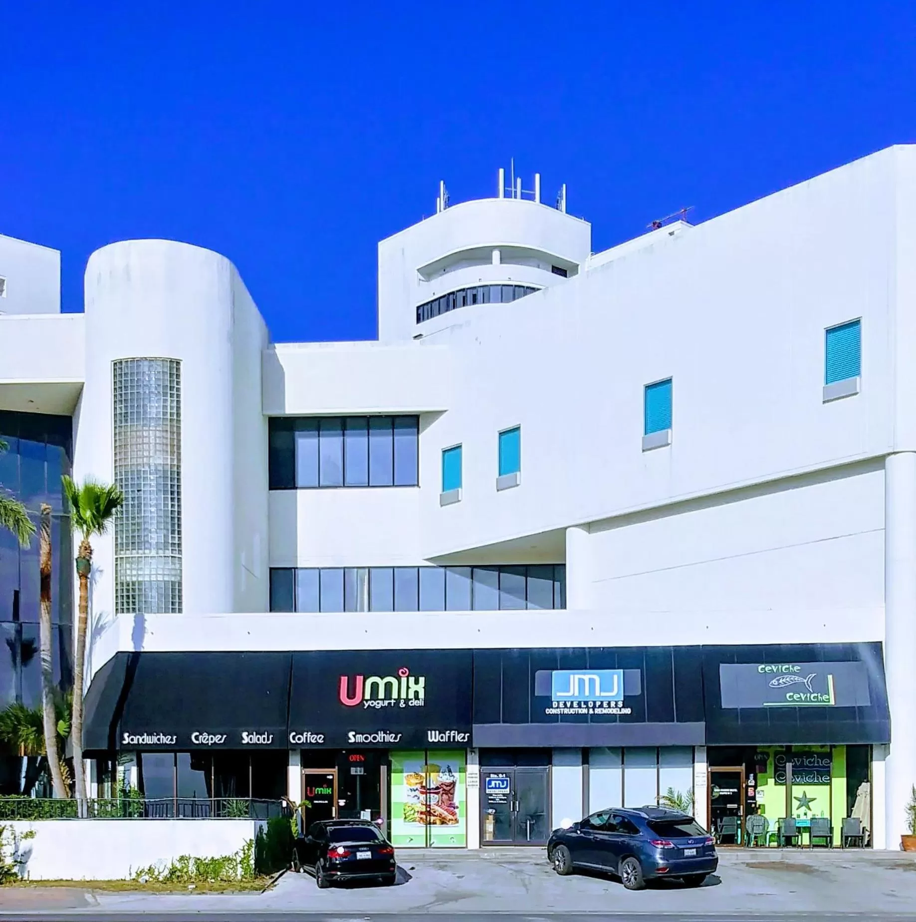 Restaurant/places to eat in Sunchase Inn & Suites