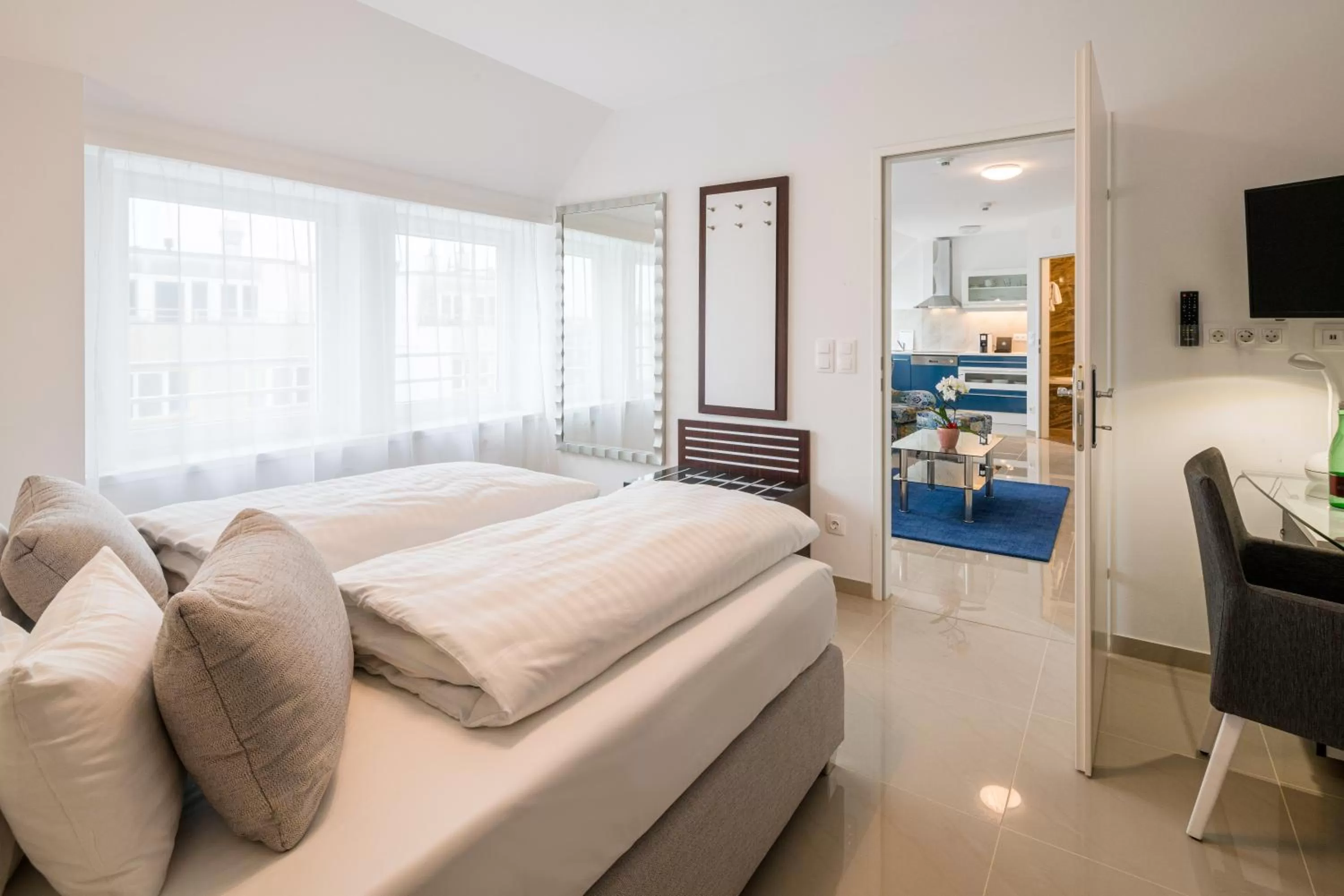 Bedroom, Bed in Best Western Plus Celebrity Suites