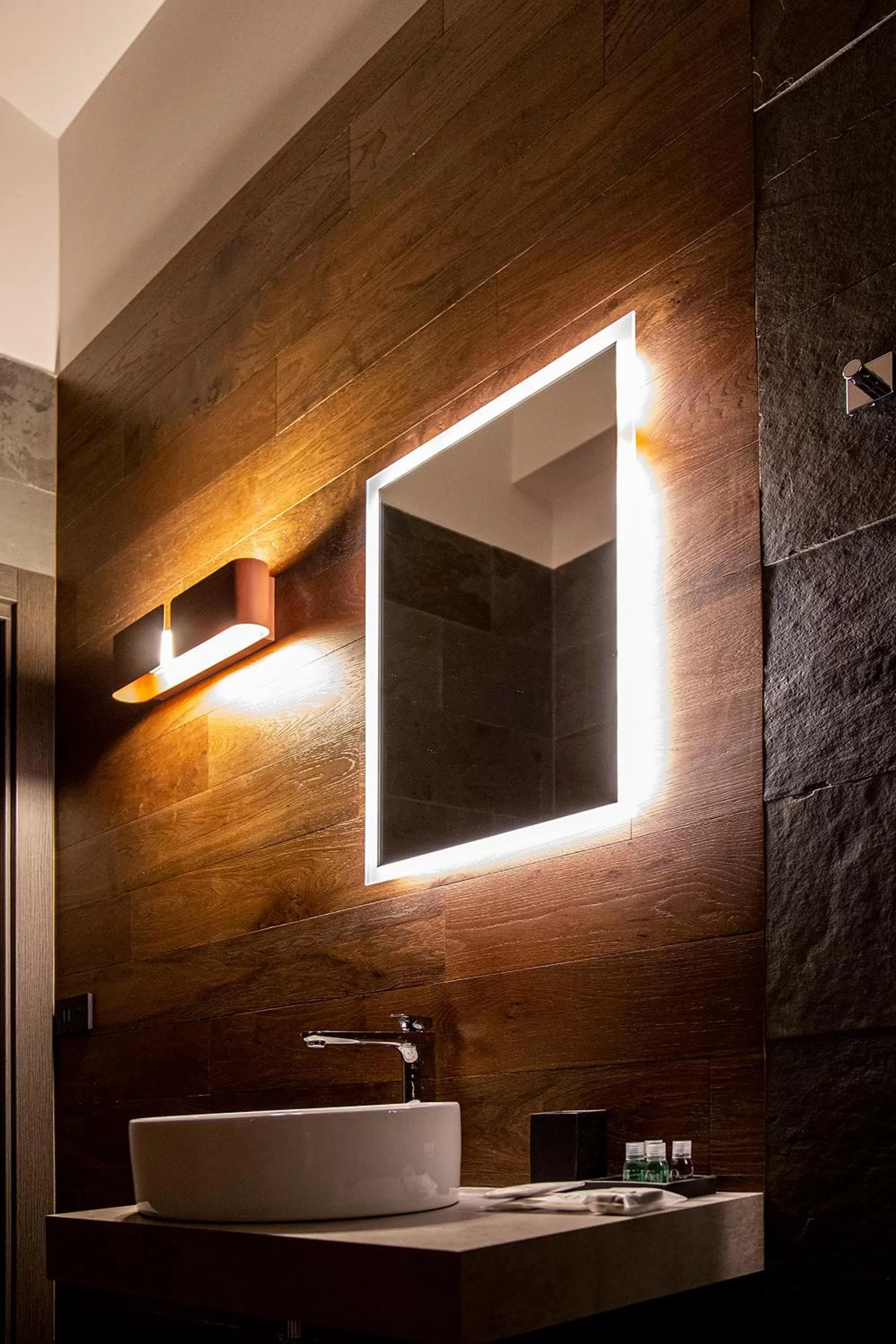 Bathroom in MANTRA Suite&Rooms