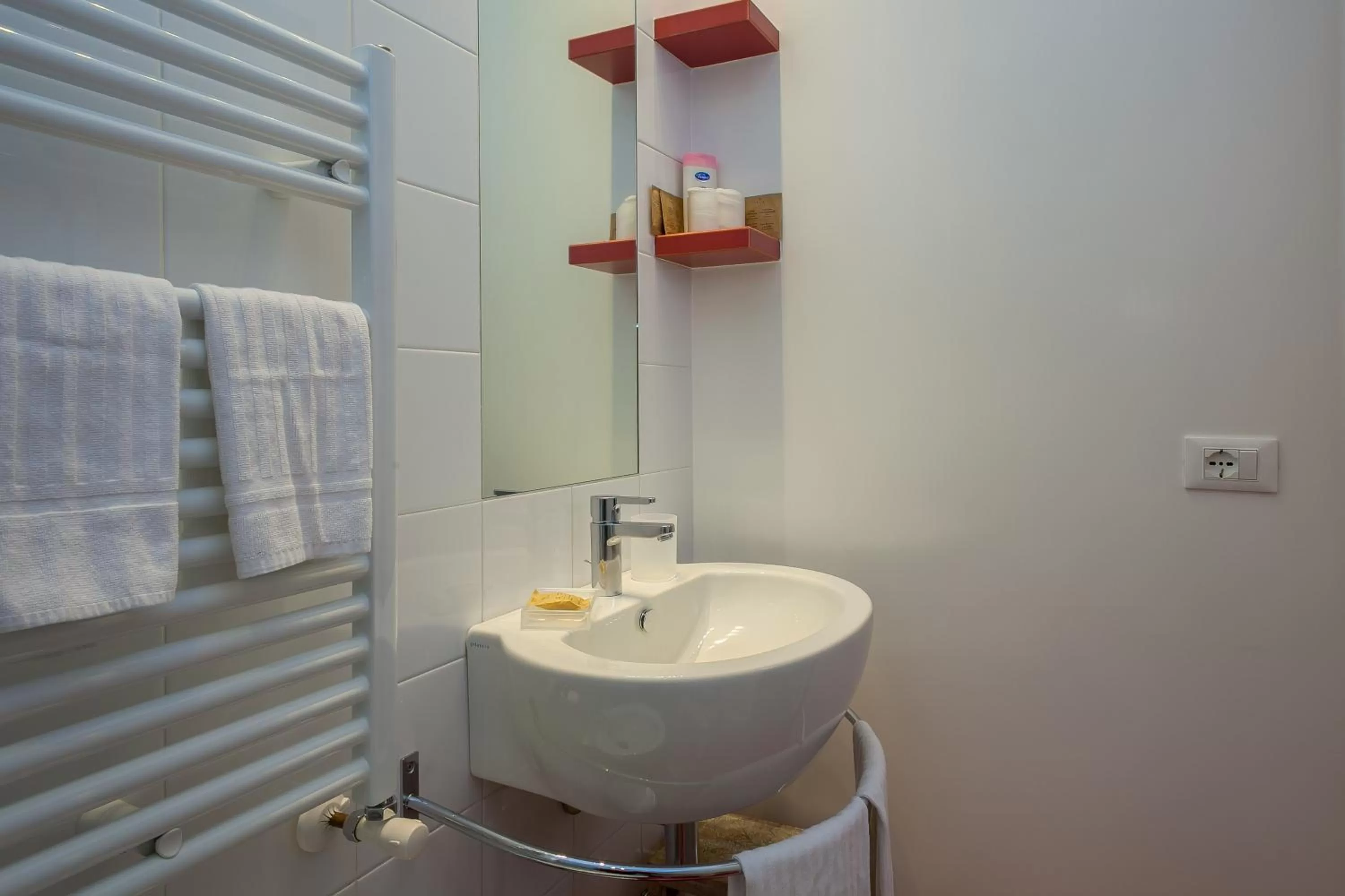 Bathroom in Zefiro Home