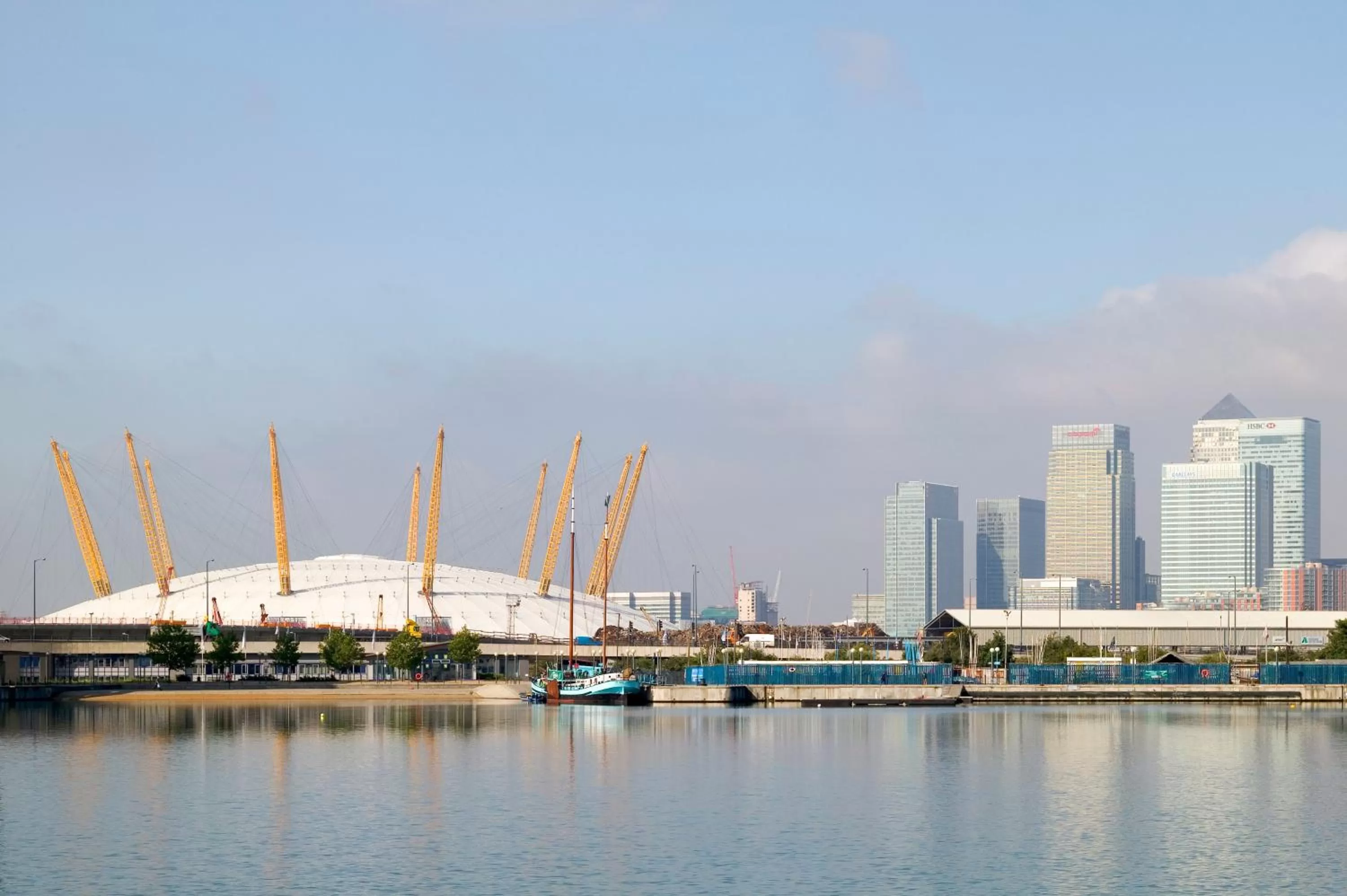 Area and facilities in ibis London Docklands Canary Wharf