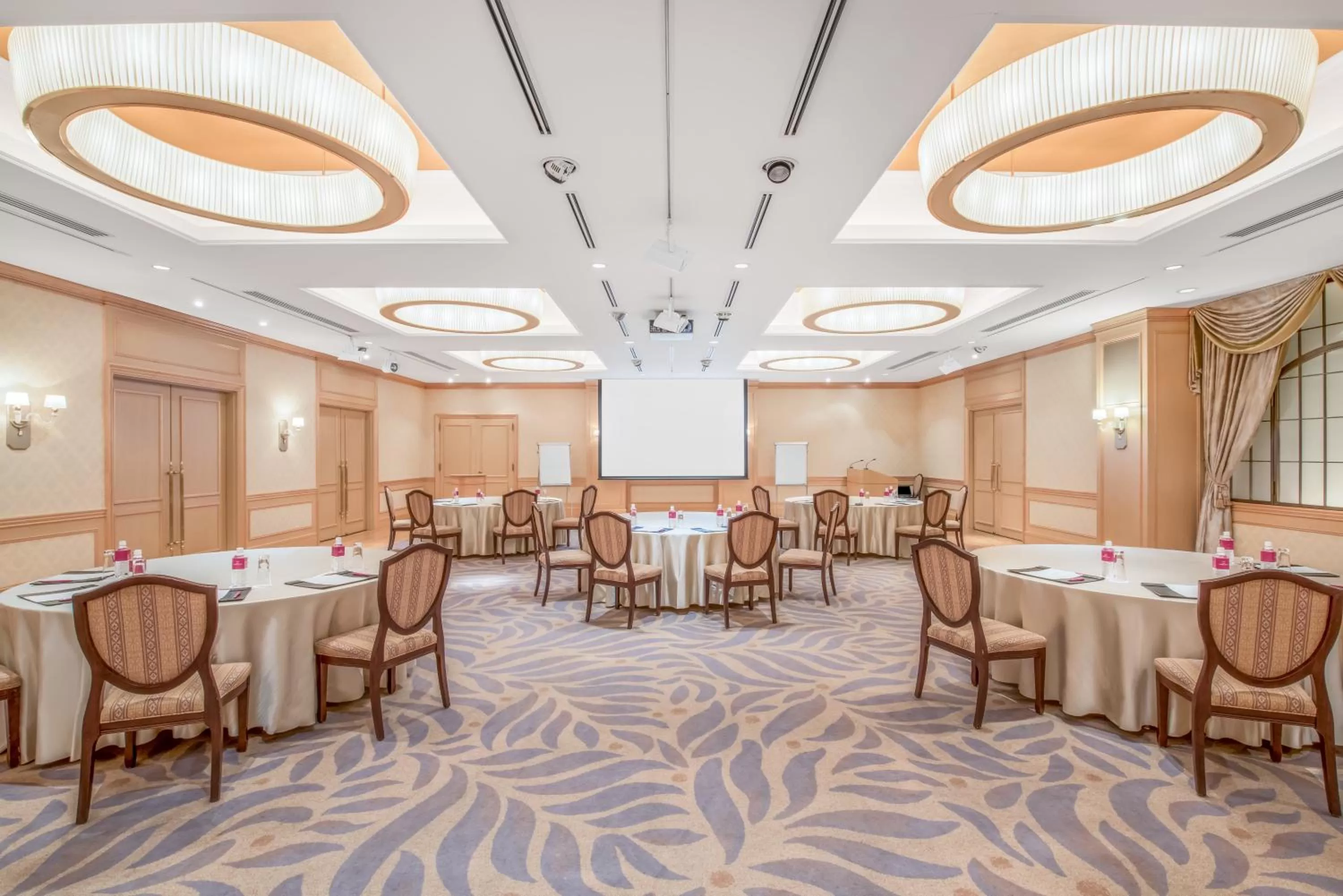 Meeting/conference room in ANA Crowne Plaza Narita by IHG