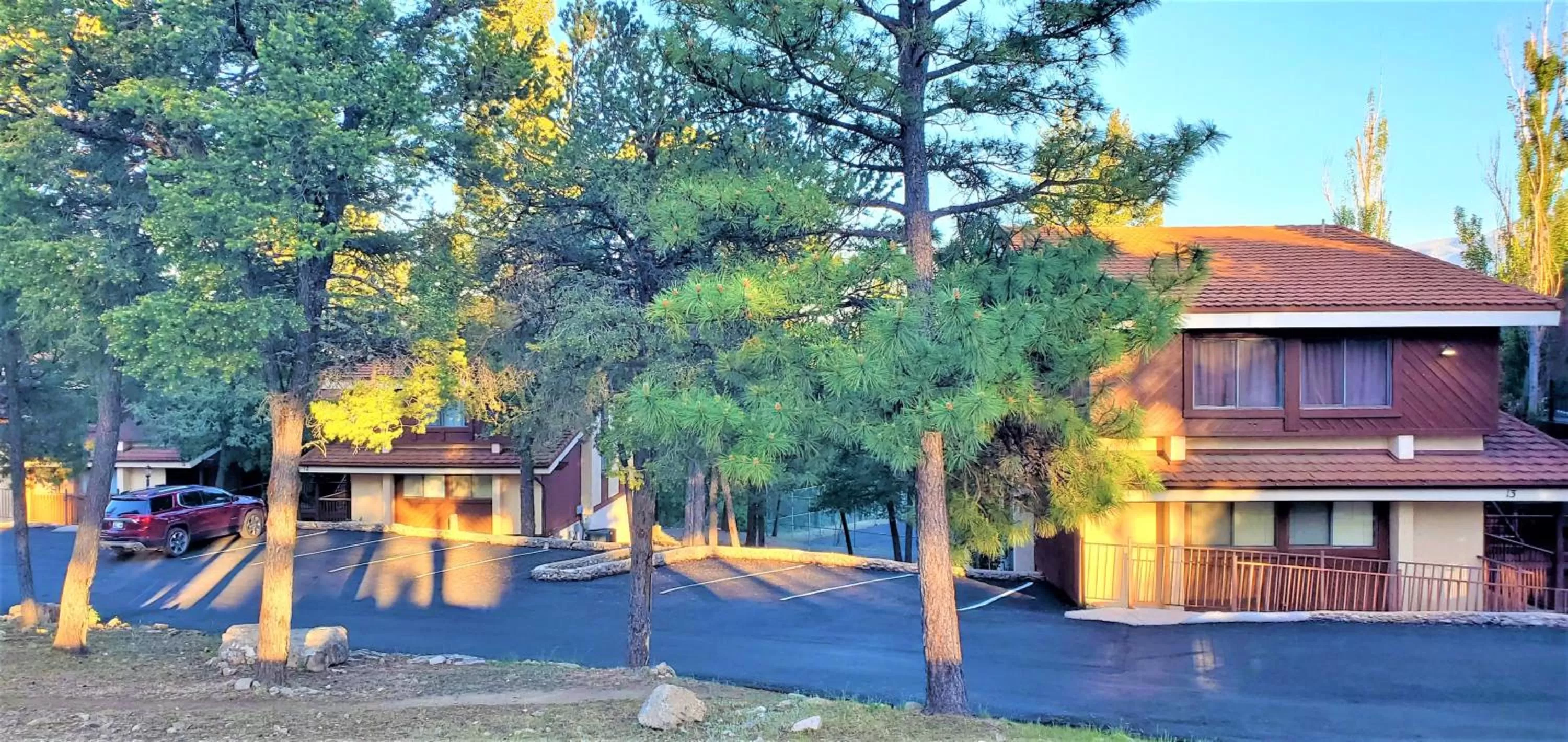 Property building in High Sierra Condominiums