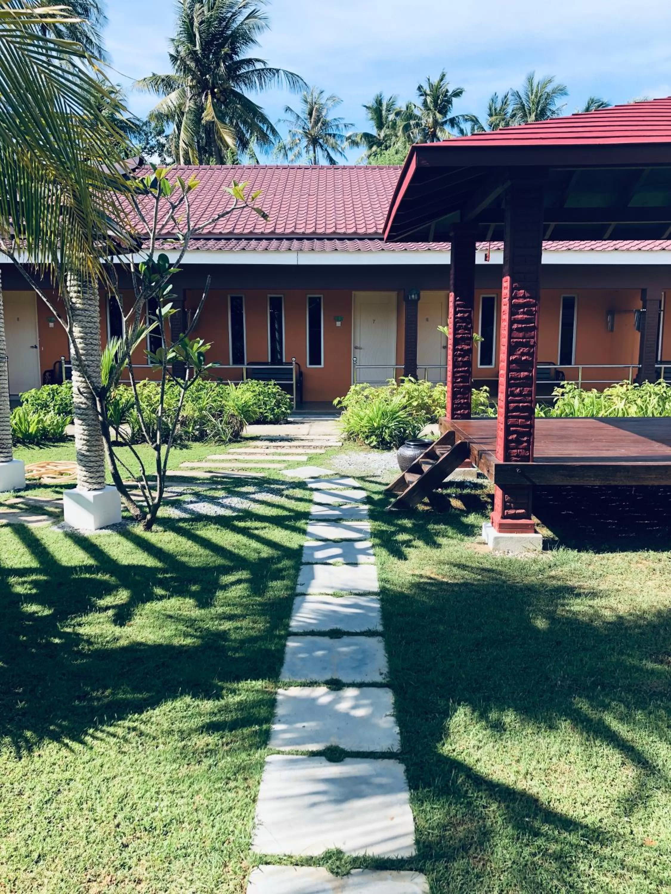 Property building in Chuu Pun Village Resort