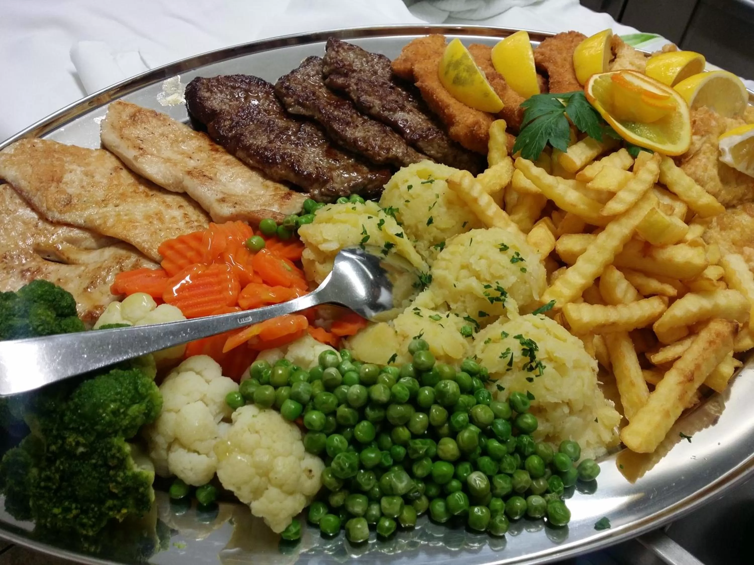 Lunch, Food in Gostisce Jezero