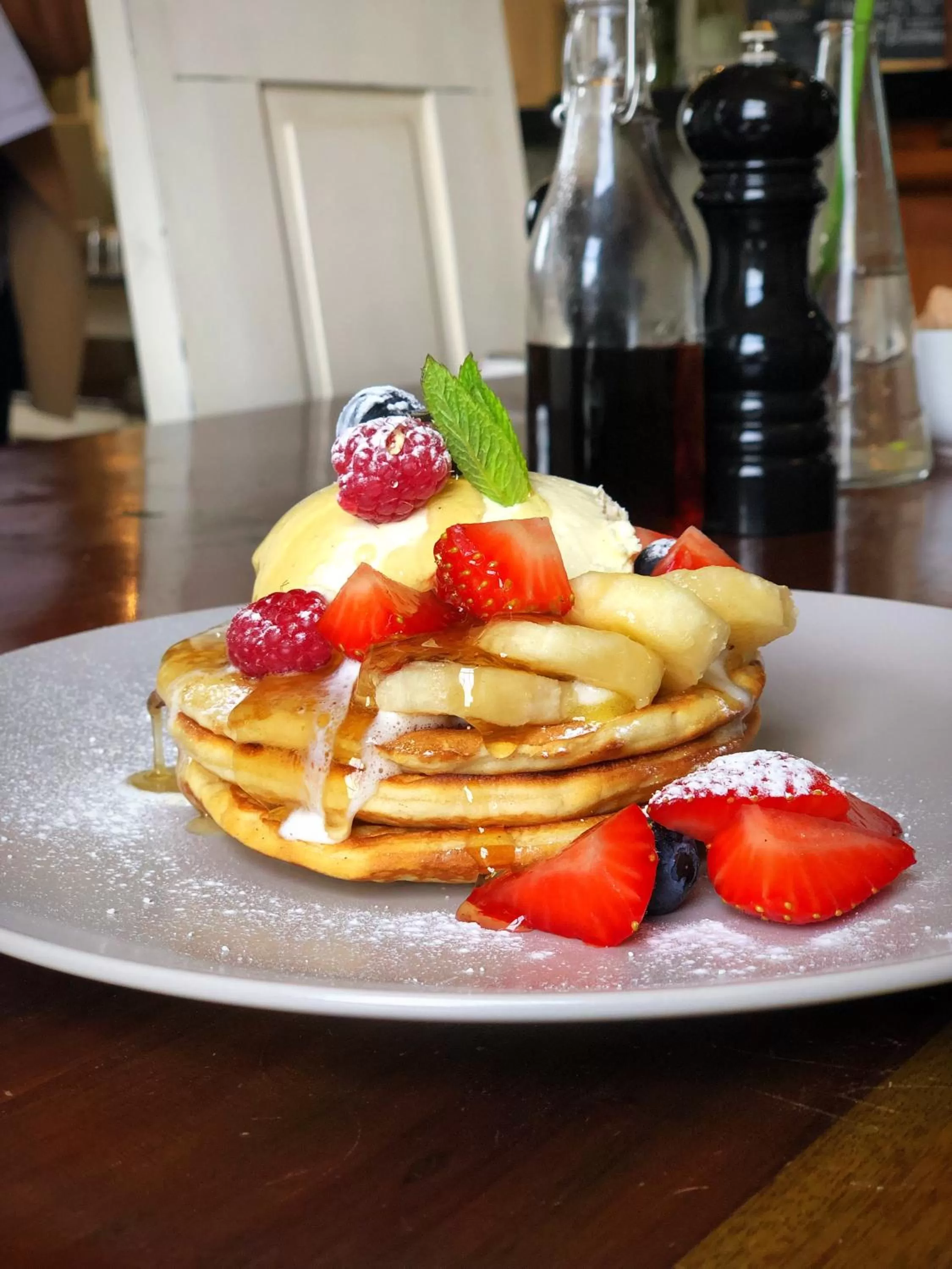 Breakfast in The Salwey Arms