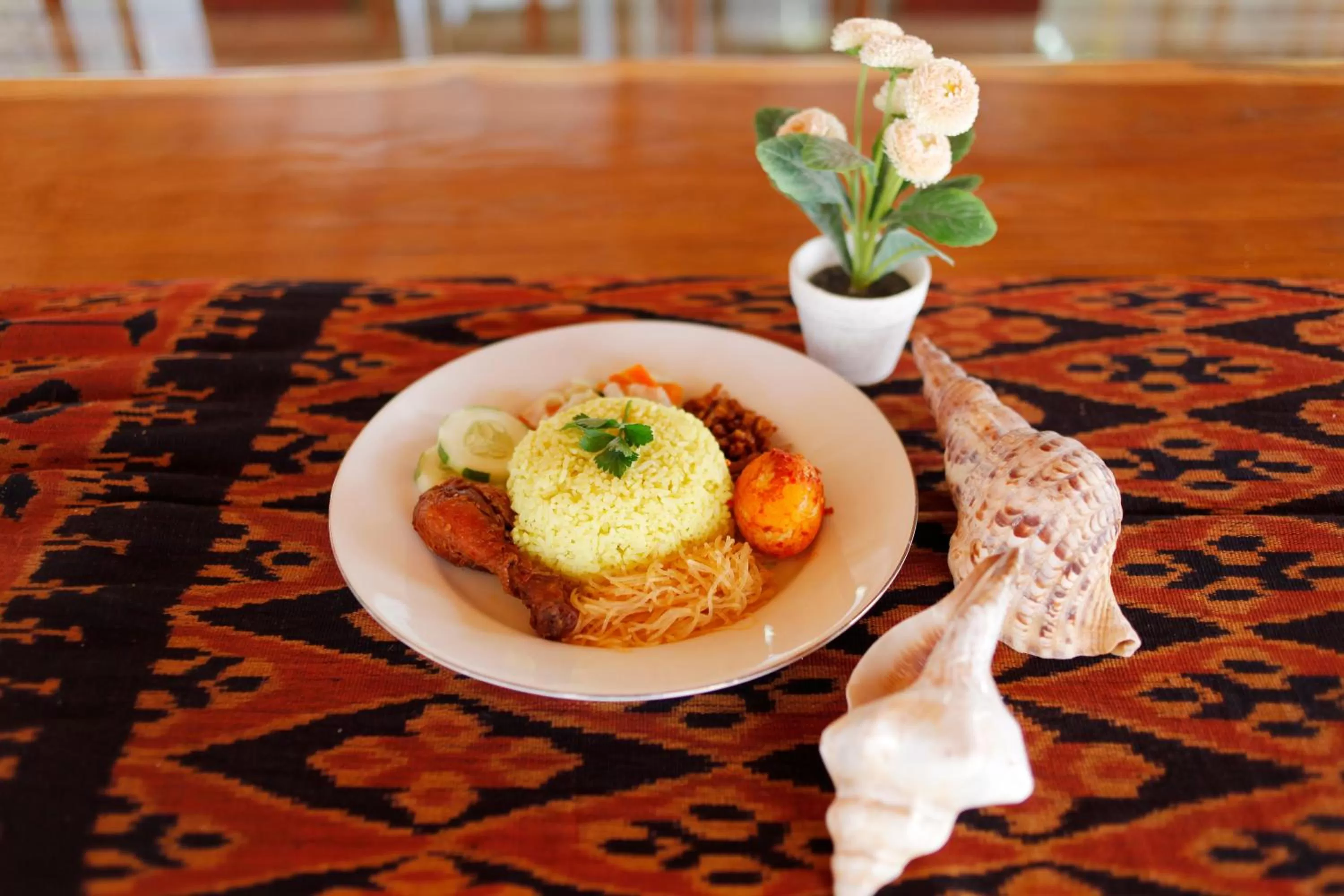 Food and drinks in Pavilla Labuan Bajo