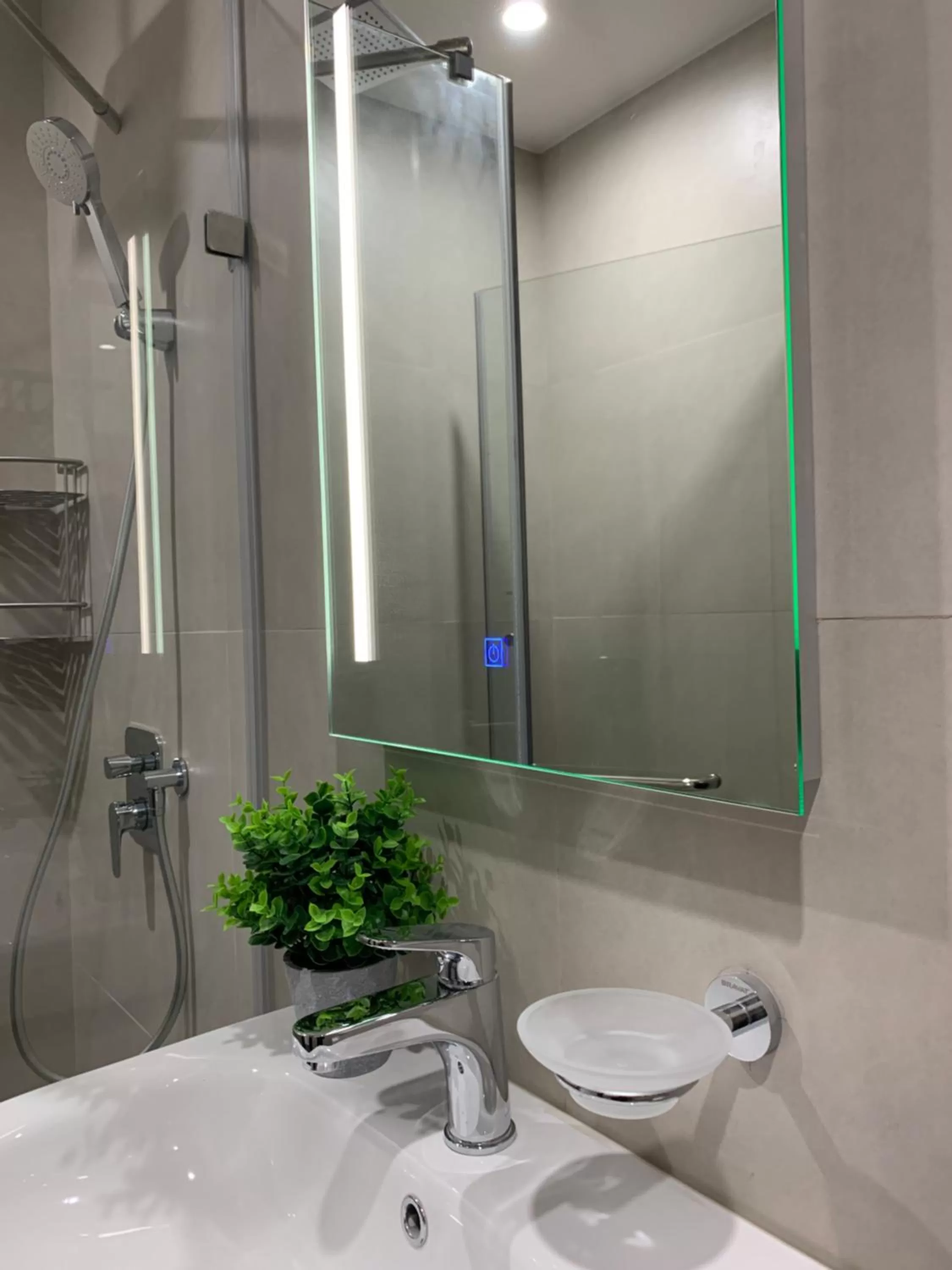 Bathroom in AEON SUITES Staycation